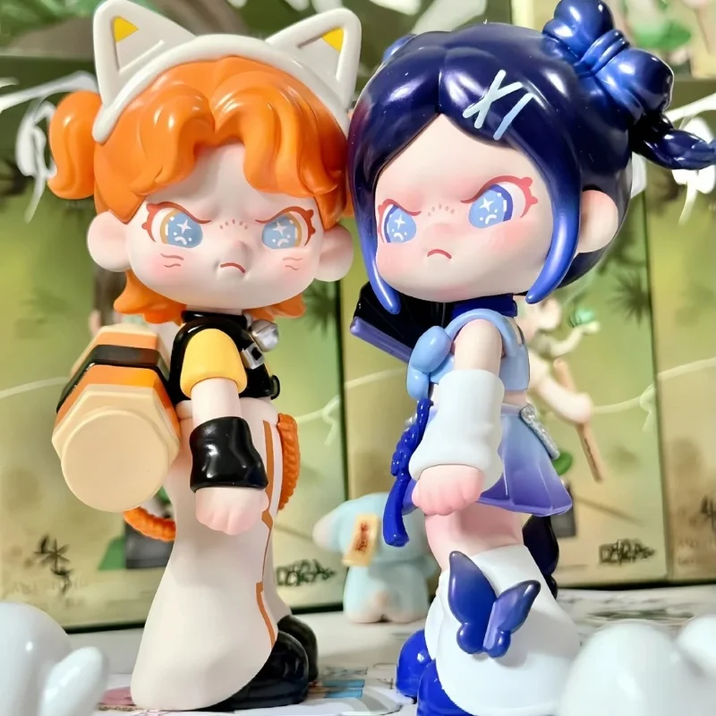 

Dora Cousin V5 Generation Fear Nothing Series Модная слепая коробка Kawaii Коллекционные куклы Настольная модель украшения Подарок на день рождения
