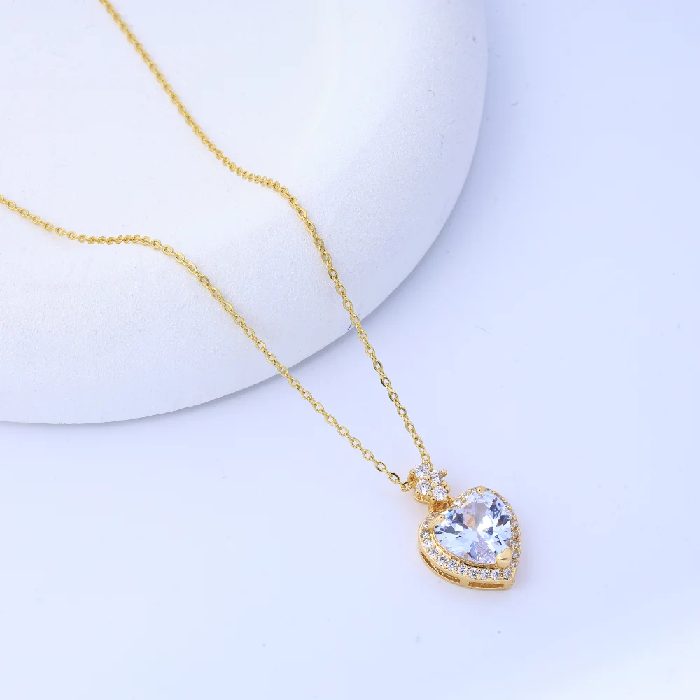 قلادة جميلة للنساء - قلادة على شكل نجمة خماسية على الموضة الكورية، مجوهرات المشاهير على الإنترنت الذكية، الأداء