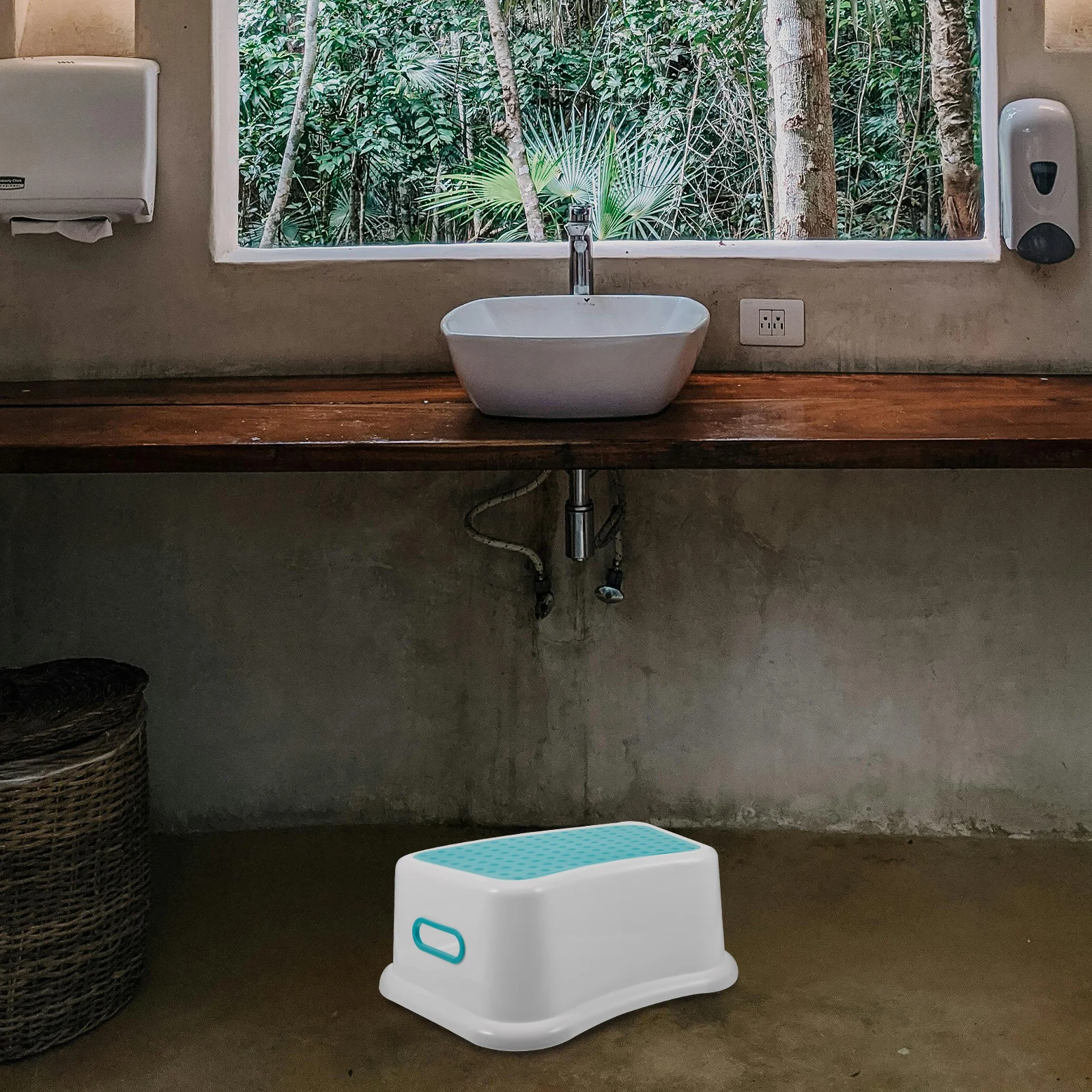 

Plastic Footrest Stool Foldable Portable Bathroom Toilet Toddler Step Kids Simple Strong Capacity Exquisite Workmanship