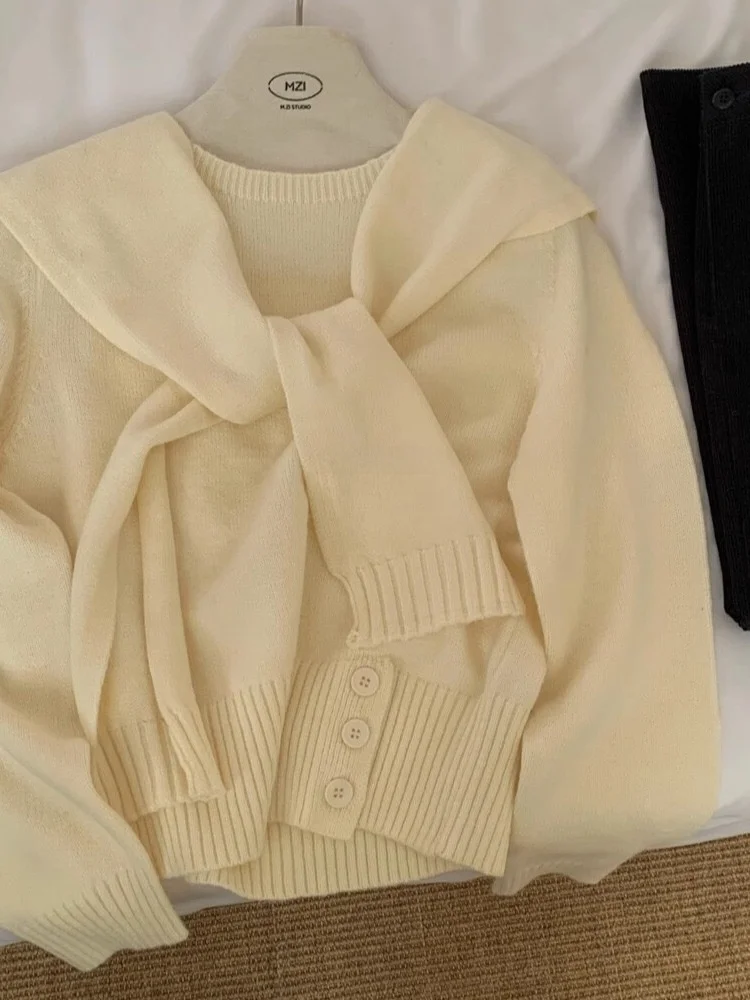 Sweet Korean Sle Yellow Knitted Sweater with Navy Collar for Women Spring New Arrival oulder awl Fake Two-Piece Top