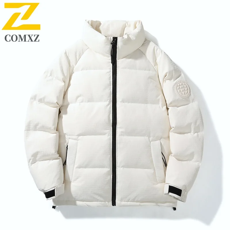 

COMXZ Мужская куртка на белом утином пуху 2025 г. Модная куртка-парка с воротником-стойкой и английским принтом, однотонная парка с принтом