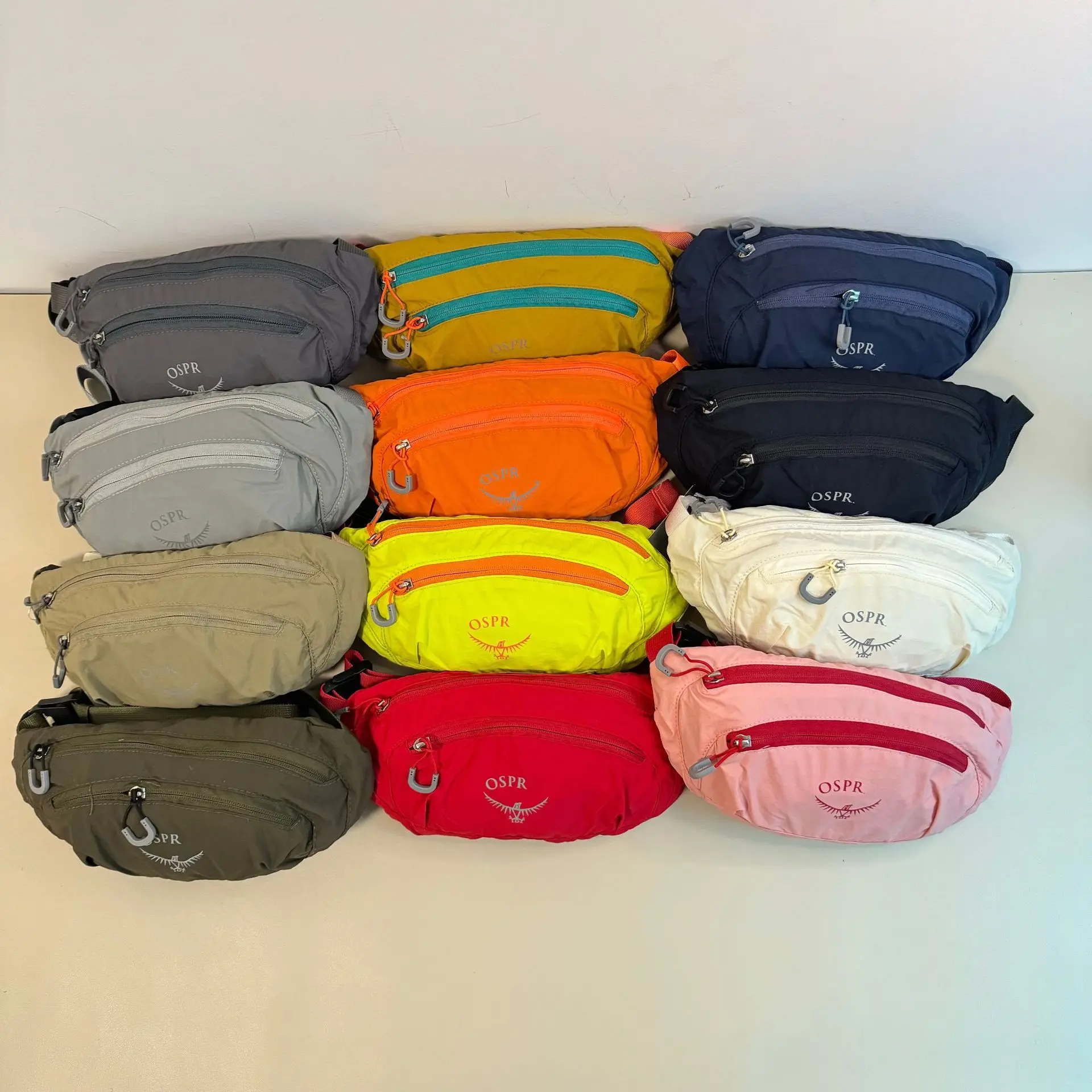 

Lightweight Foldable Outdoor Storage Bag Portable Phone Waist Pack Crossbody Organizer for Hiking Cycling