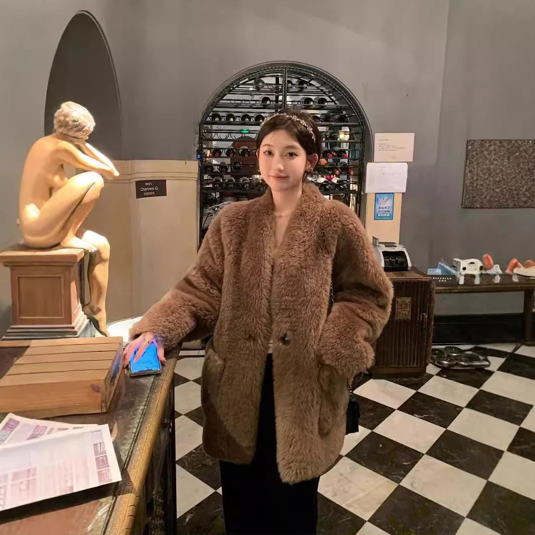 

Young Women's Faionable Lamb Fur Coat 2024 Autumn Winter New Sle Inteated Hair And Leather Jaet ket Detail Long Sl...