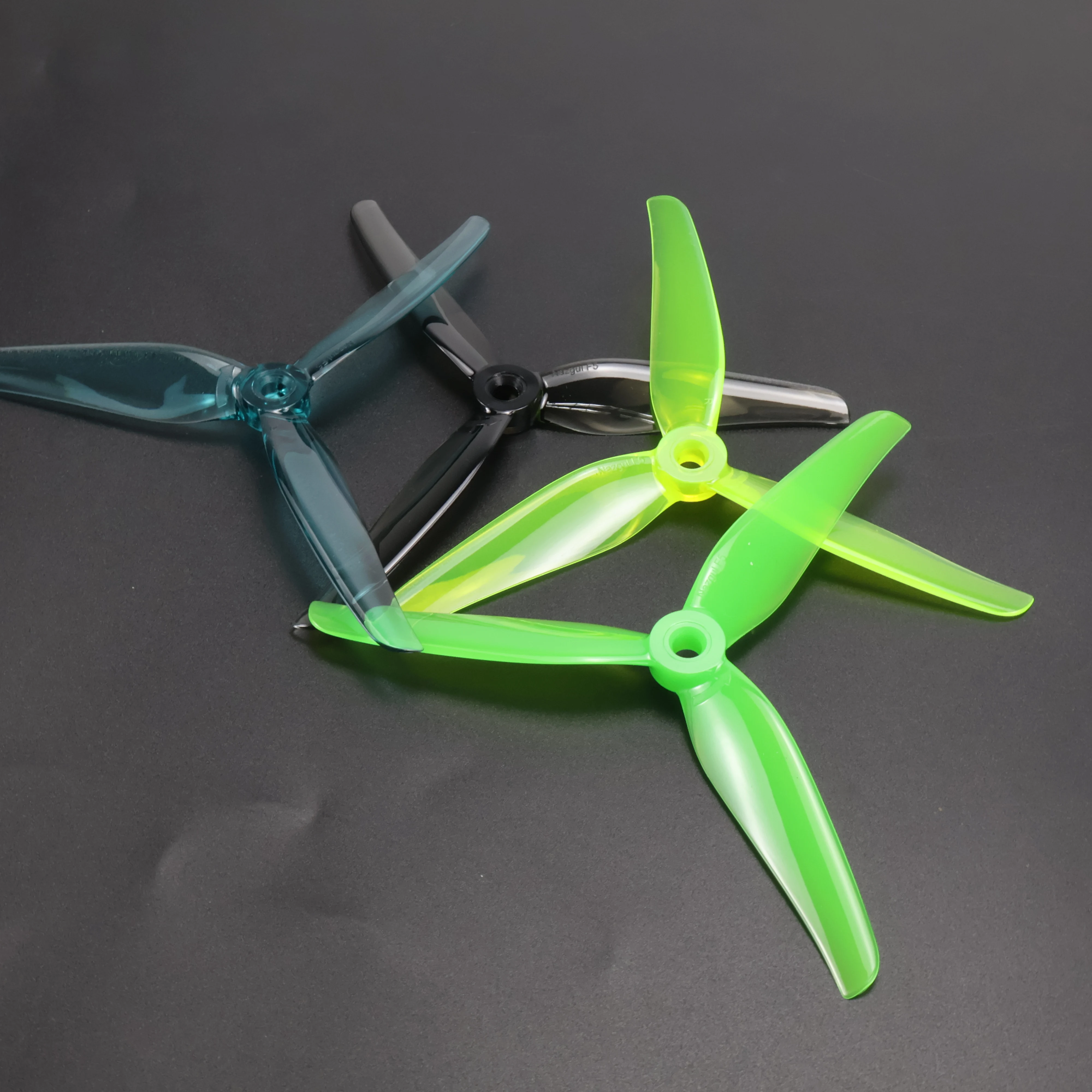 

2 пары 5-дюймовых 3-лопастных/трехлопастных пропеллеров IFlightF5, с монтажными отверстиями диаметром 5 мм, для гоночных FPV без 5-дюймовых дронов