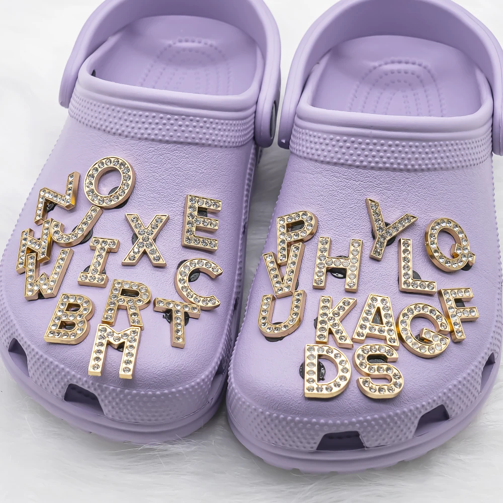 1 stücke Metall Gold Luxus Buchstaben Schuh Charms für Clog Alphabet Schuhe Dekorationen Pins für Frauen Mädchen Sandale DIY Party Gunst Geschenke – Detail 12