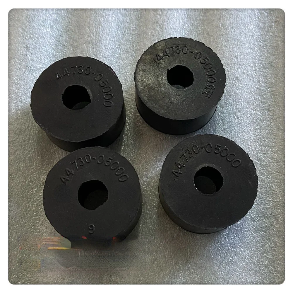 

4PCS 44730-05000 For Ssangyong Korando Small Rod Buffer Pad Balance Rod Boom Rubber Sleeve