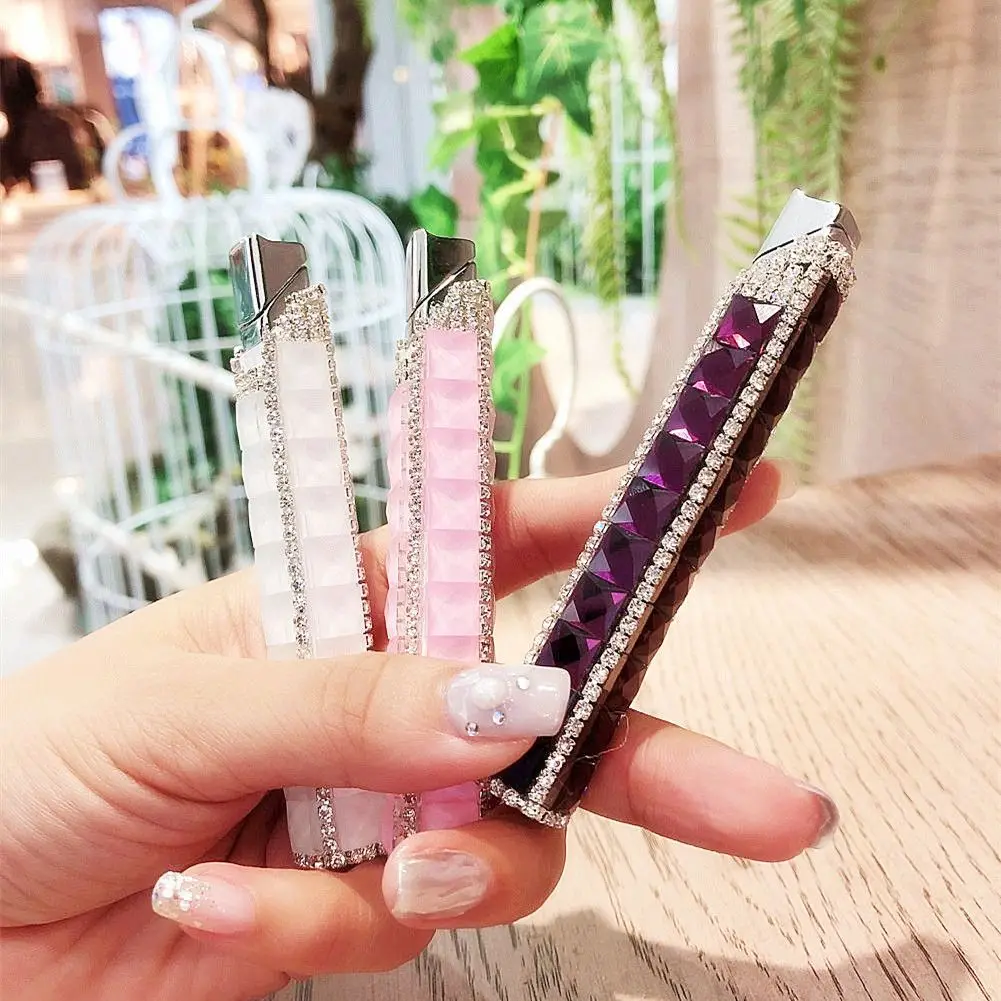 Novelty Shining Slim Gas Cigarette Lighter for Women Refillable Sexy Lighter Funny Creative Diamond inlay decoration 9 Color