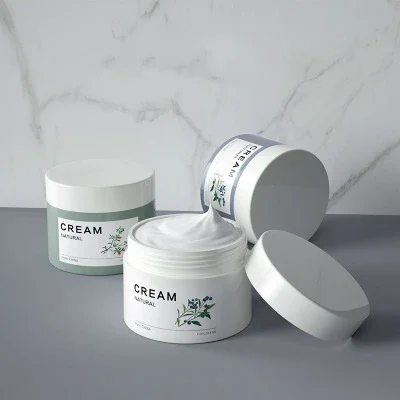 

Косметическая упаковка Белые блестящие пластиковые пустые косметические контейнеры для образцов макияжа Горшок на заказ Белые пластиковые круглые банки для крема Упаковка