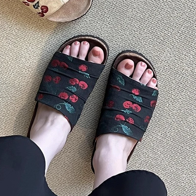 

Women Slippers Designer New Flats Shoes Platform Sandals 2026 Summer Trend Open Toe Shoes Casual Sport Flip Flops Zapatos Mujer