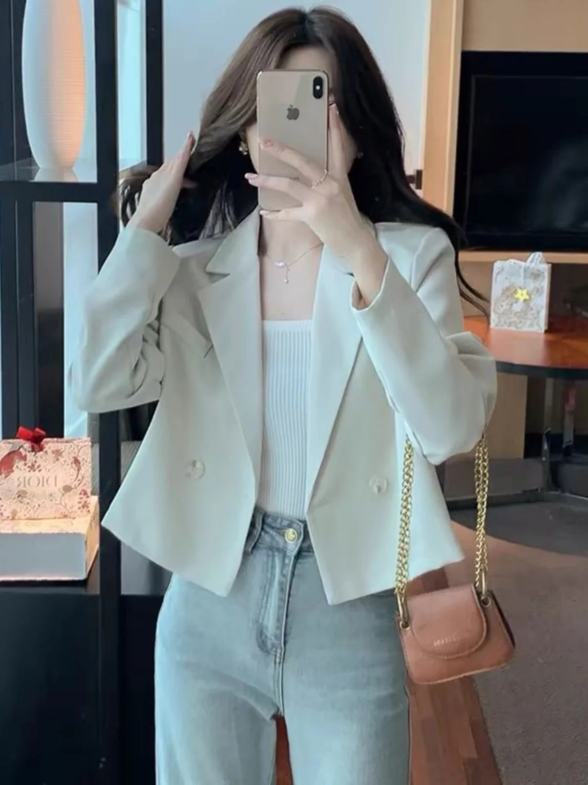 Elegant Short Tailored Jacket Women's Spring 2025 Fashion High Waist Long Sleeve Shirt Button Style Thin Polyester Fiber
