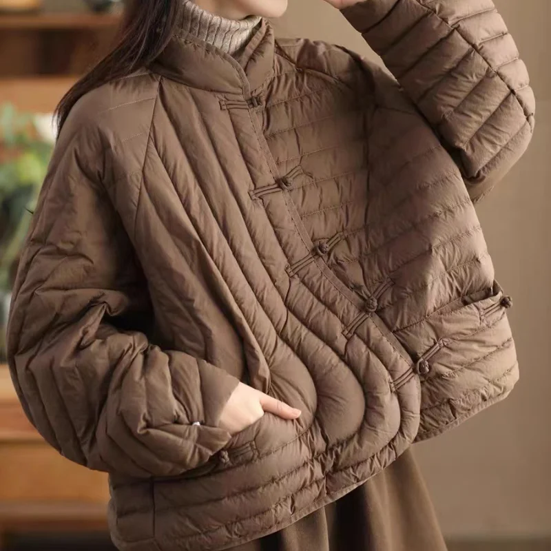 Abrigo de invierno para mujer, chaqueta holgada acolchada ligera con botón de disco de estilo chino, prendas de vestir exteriores Retro, novedad de 2024