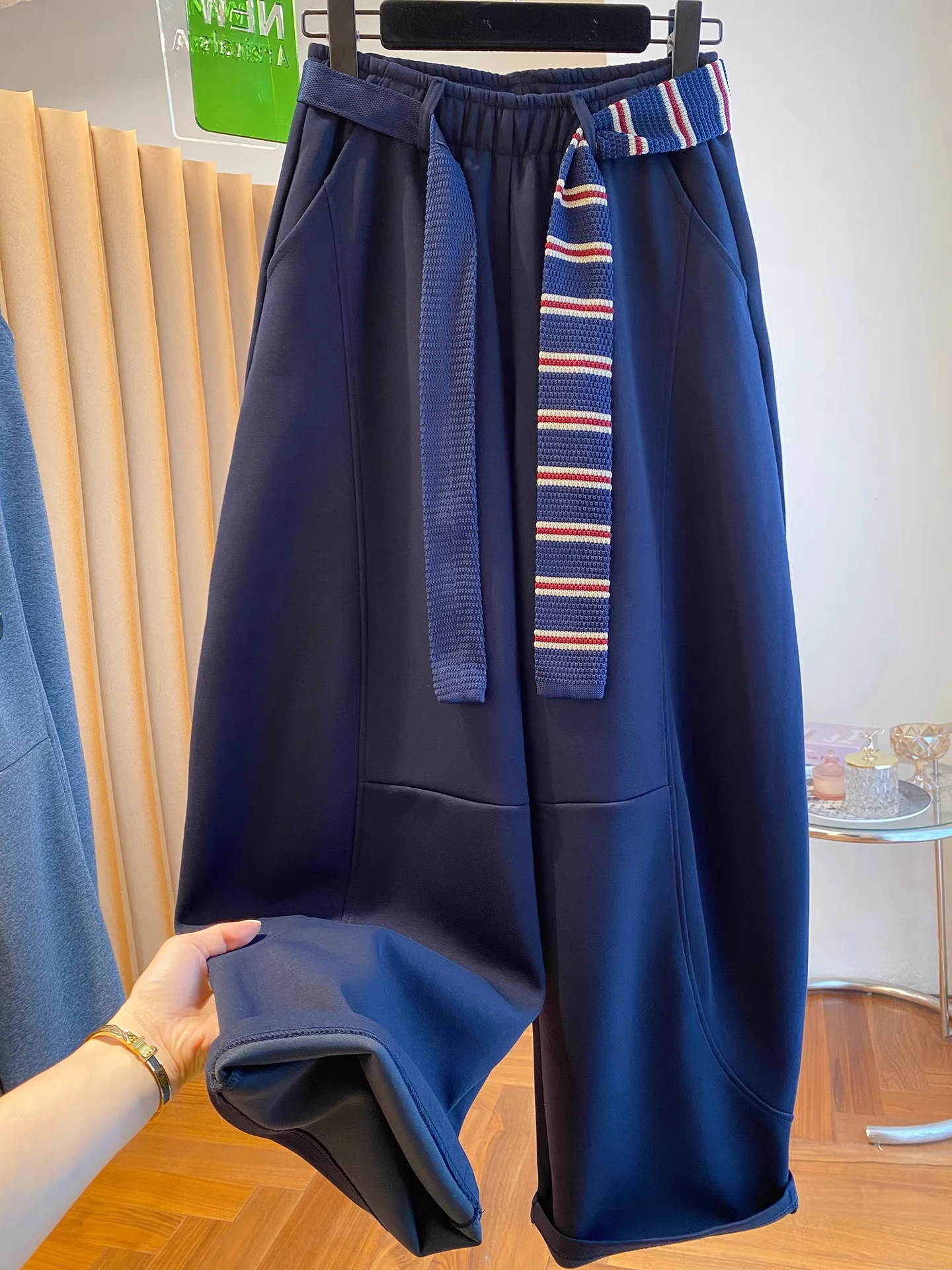 

Большие спортивные брюки-кюлоты с поясом и цветными вставками, свободного кроя, для весны и осени, повседневные, широкие штанины