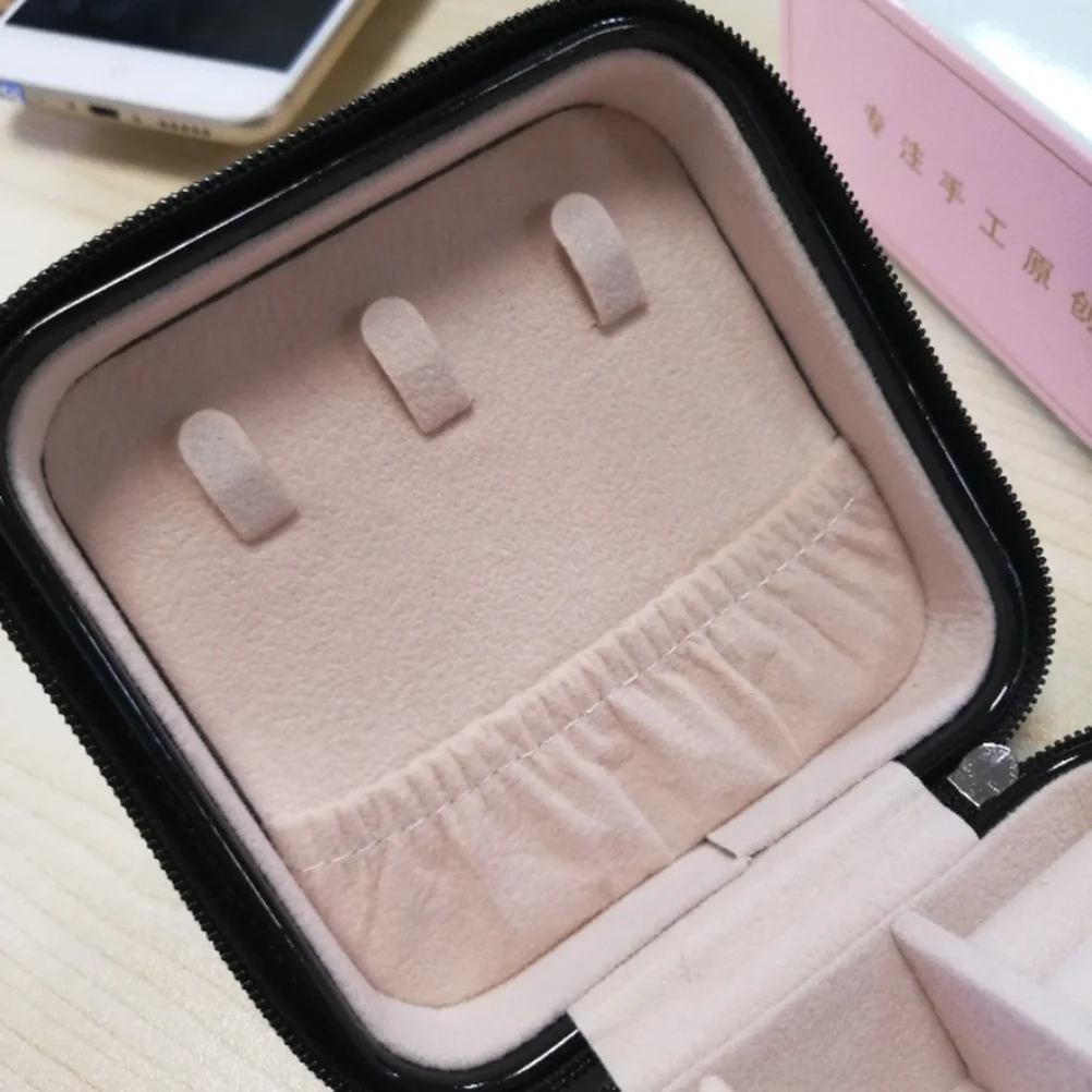 

Jewelry Storage Box Black Stylish Ring Earring Holder Compact Space Saving Organizer for Travel Home Use Finish Grid