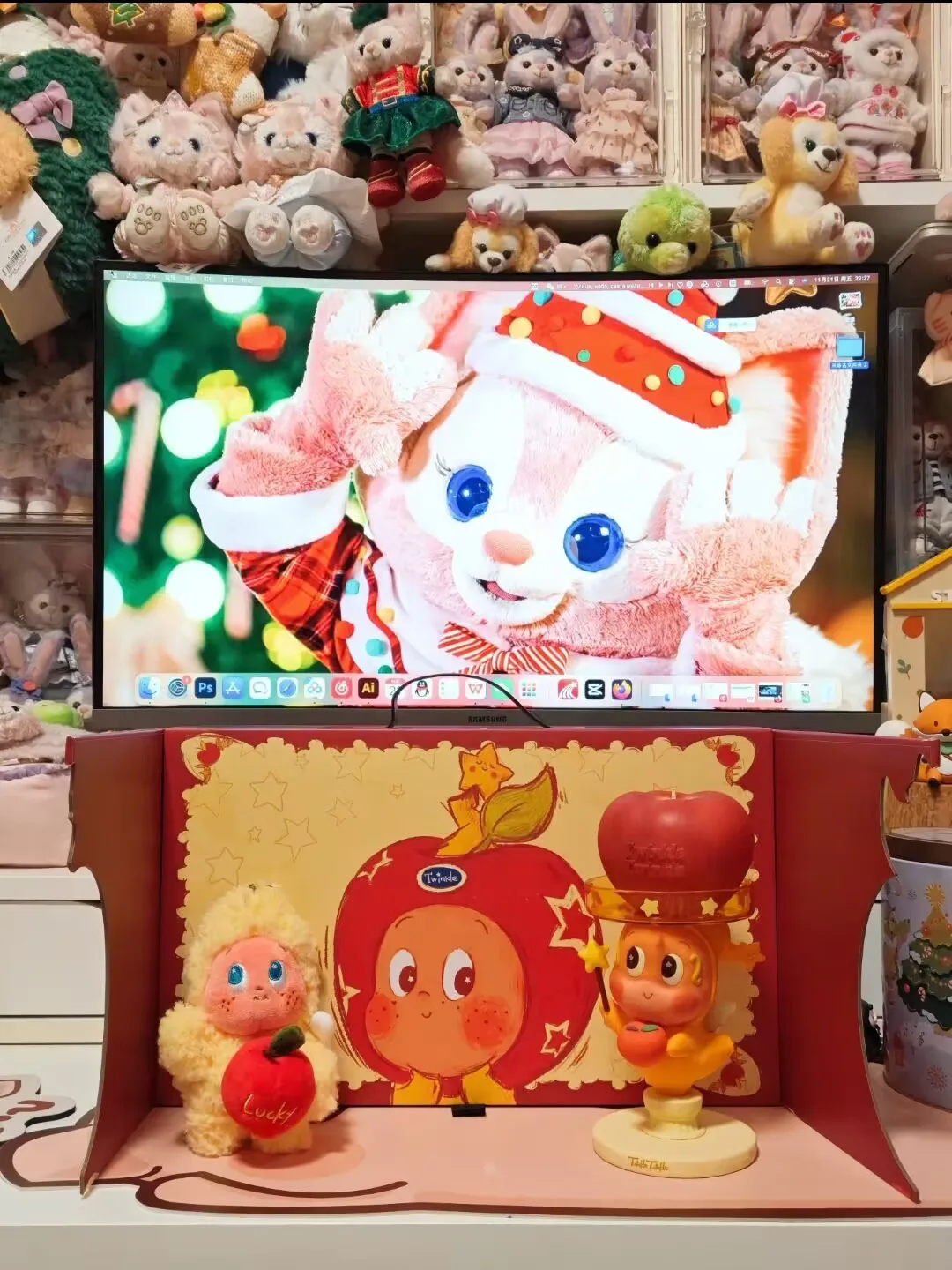 

POP MART Apple of My Eye Series 'Twinkle Twinkle' Kawaii Anime Blind Box Action Figure - Surprise Christmas Gift for Collectors