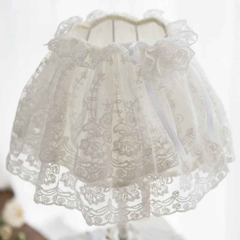 Pastoral princess desk lamp girl pleated lace warm Nordic style bedroom wedding bedside