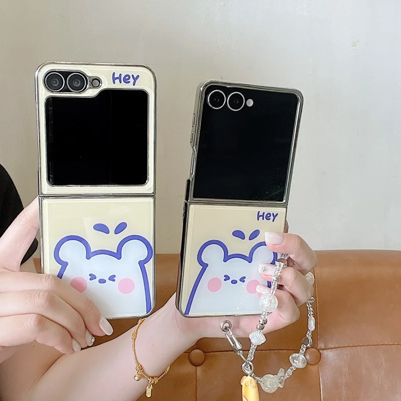 

Fashion Cute Cartoon Bear Plating Phone Case For Samsung Galaxy Z Flip 7 6 5 4 ZFlip6 ZFlip7 Back Cover with Chain Protective Fu