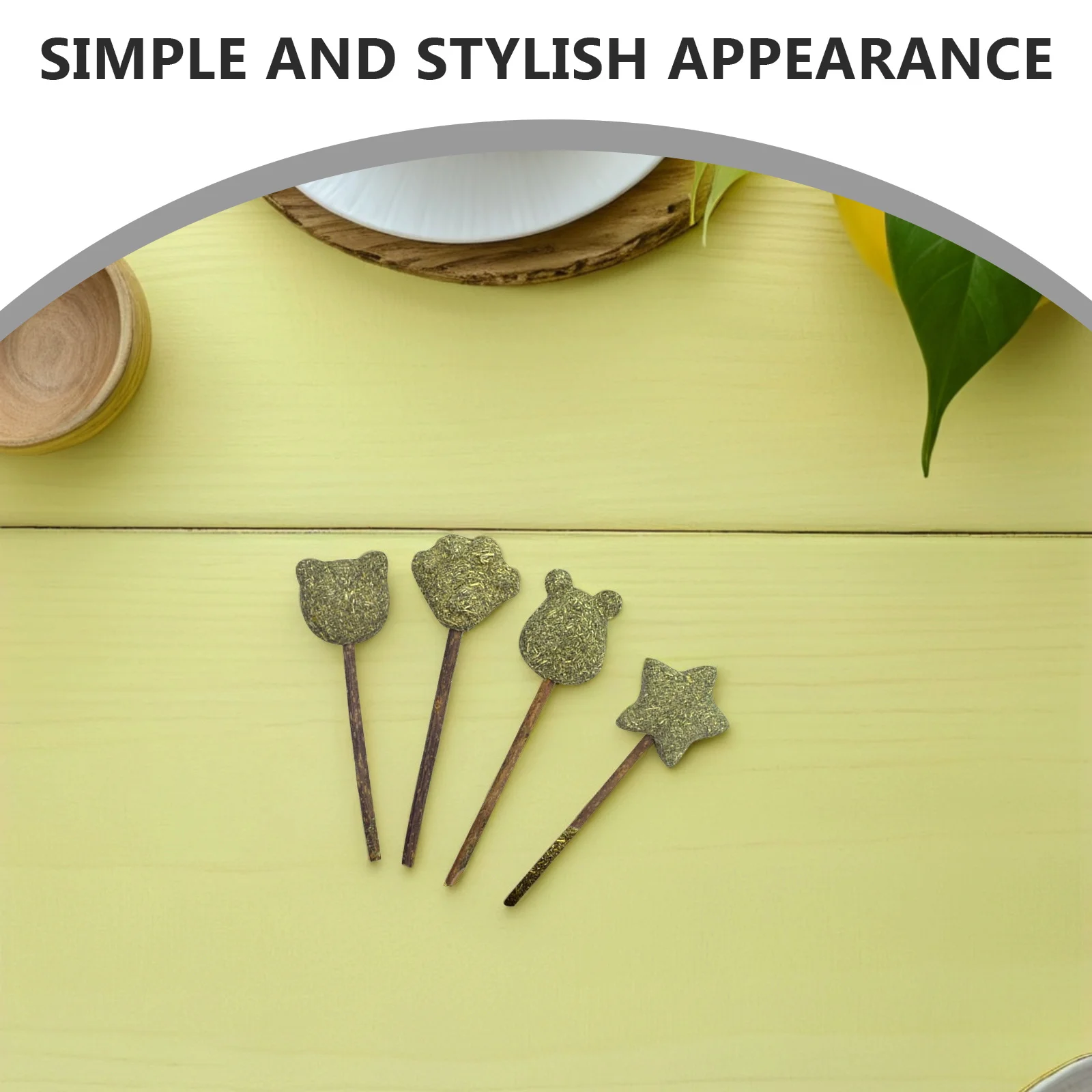 

4Pcs Catnip Stick Cat Catnip Lollipop Natural Edible Cat Snack Portable Promotes Healthy Digestion and Playful Energy