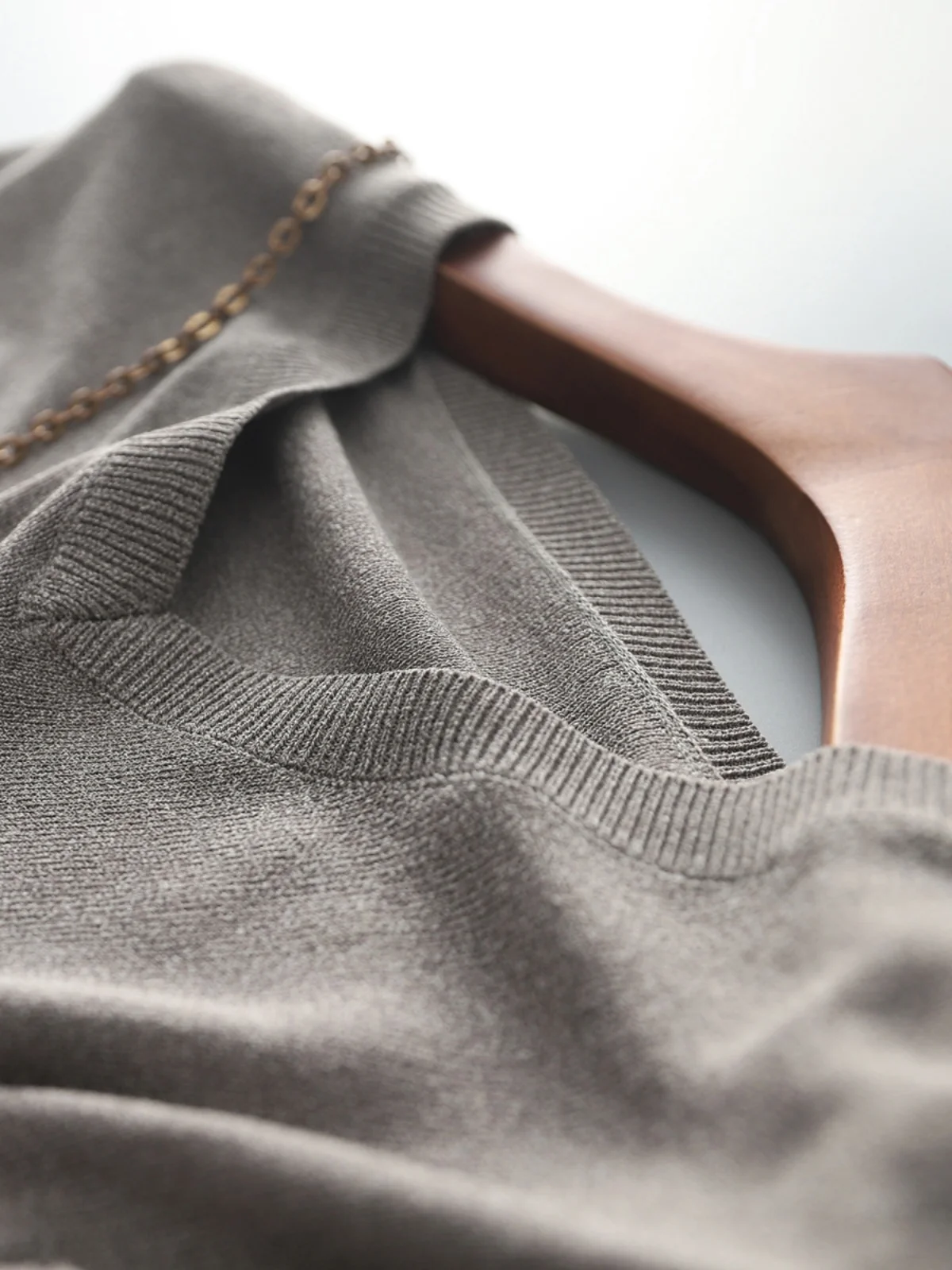 V-Ne محبوك الأعلى البتلة Sve العلامة التجارية قطع Boting تي شيرت المرأة فضفاضة تناسب الصيف العادية Sve طول اللون