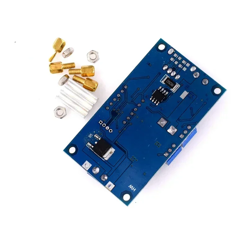 1pcs DC-DC 5-32V naar 1V-30V 10A Automatische Step Up Down Regulator Oplaadmodule voeding module