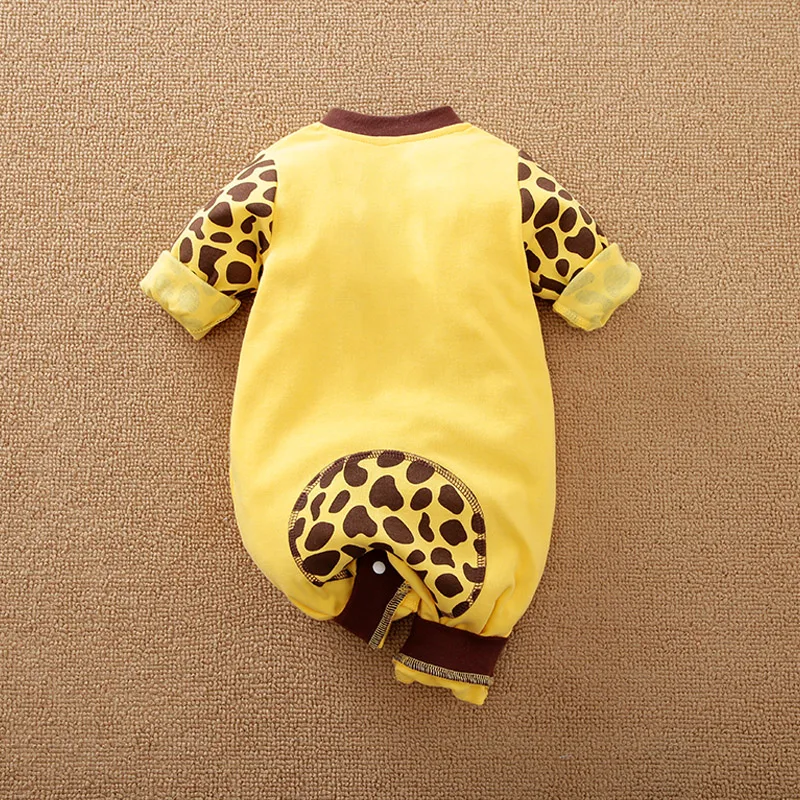 Spring and Autumn New Newborn Bodysuit Long sleeved Cow Baby Boys and Girls Pure Cotton Bodysuit