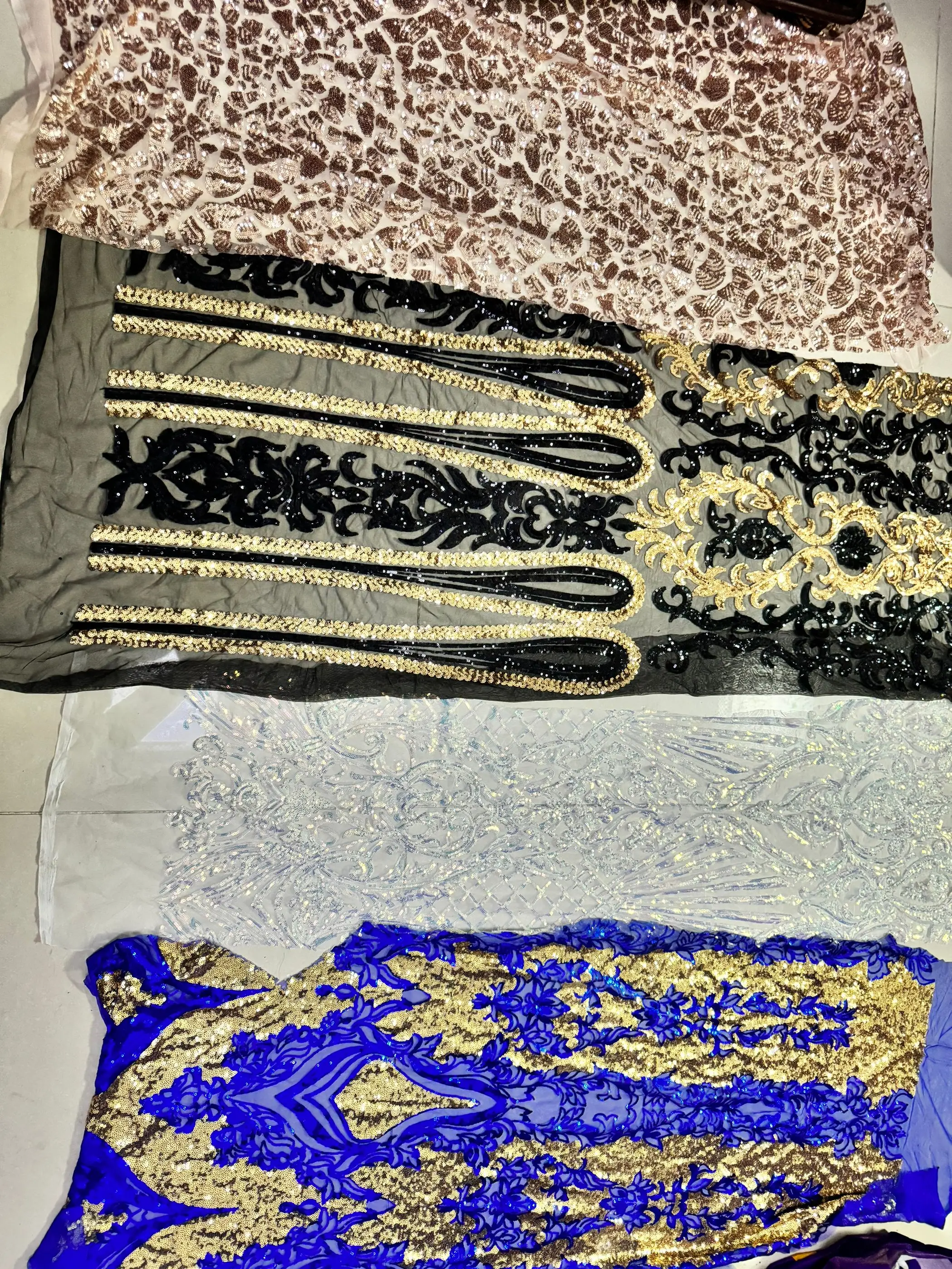 tecido-de-renda-bordado-com-lantejoulas-africano-para-vestido-de-festa-em-tule-estilo-frances-nigeriano-feito-sob-medida