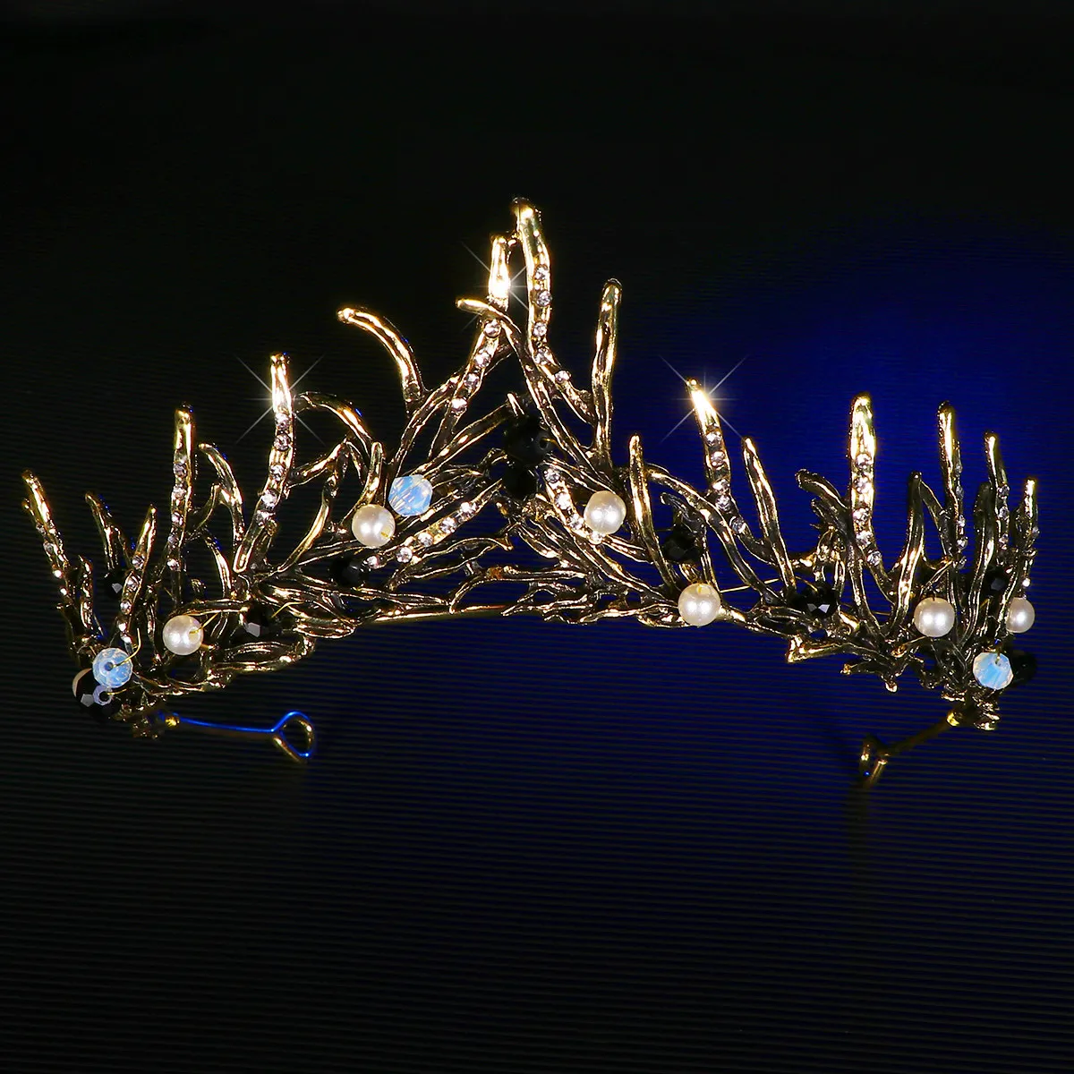 European Style Baroque Inspired Crown Headpiece Women's Hair Band with Pearls for Special Occasions Hairband for Wedding Events