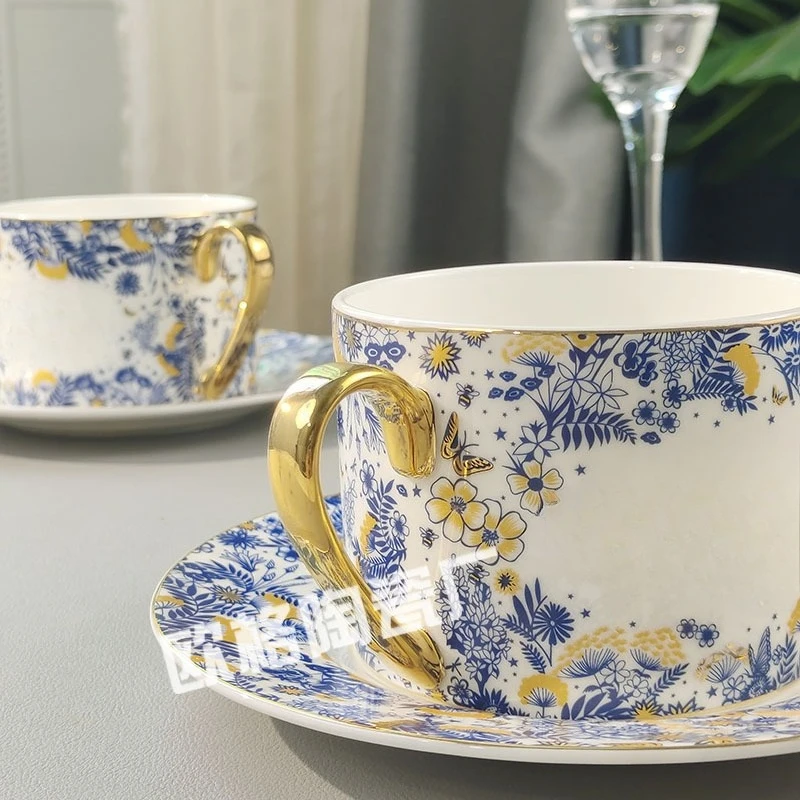 Tazas y platillos de café de hortensia de lujo, juego de té de la tarde de estilo europeo, 2 tazas y 2 platillos en caja de regalo