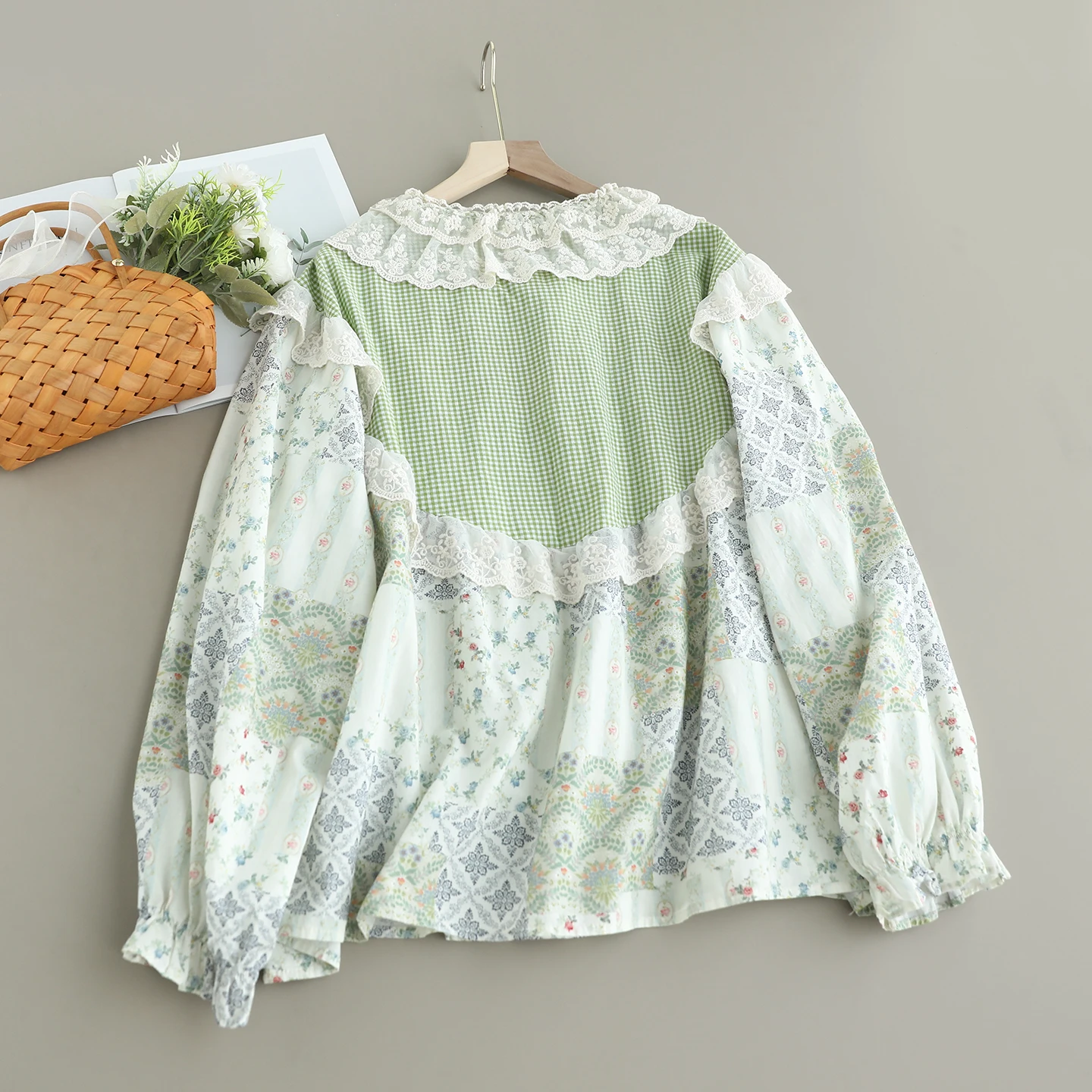 Japanese Sweet Mori Girl Vintage Plaid Lace Embroidery Floral Print Patchwork Cotton Shirts Women Long Sleeve Casual Blouse Tops