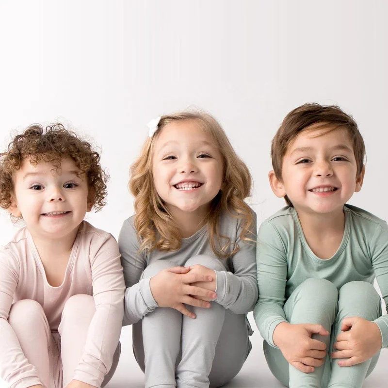 Pijamas de fibra de bambú 2023 para niños, pantalones de manga larga sólidos, ropa de dormir transpirable, ropa de estar por casa para niños pequeños