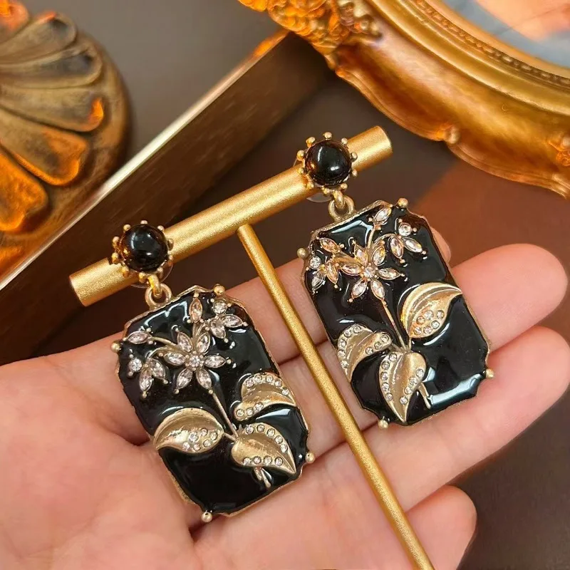 Black Glazed Earrings for Women Flowers Chinese Style Vintage Geometric Jewelry Elegant Fashion Aretes De Mujer