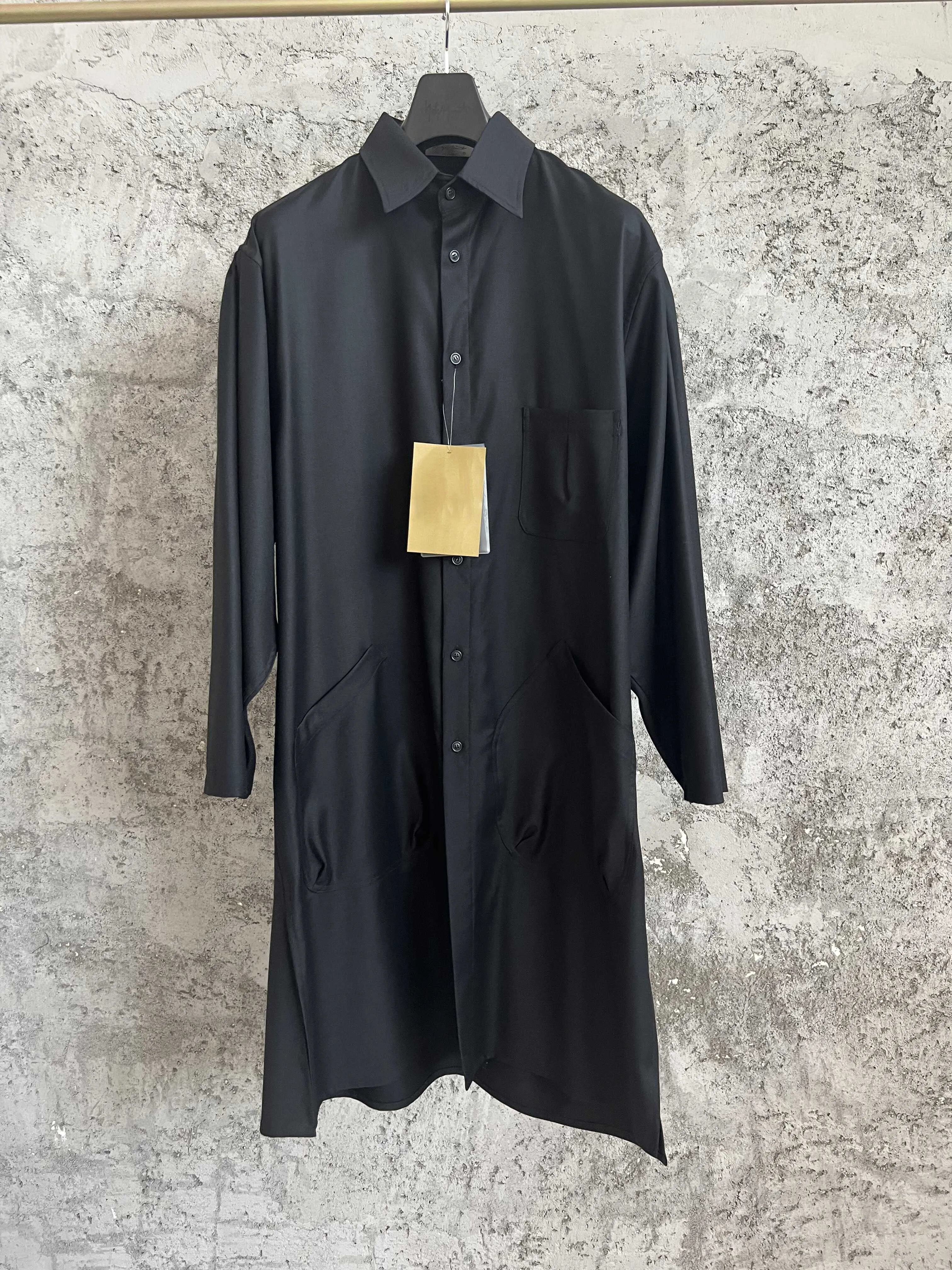 

A Japanese-style original dark black men's long-sleeved, niche and loose jacket shirt