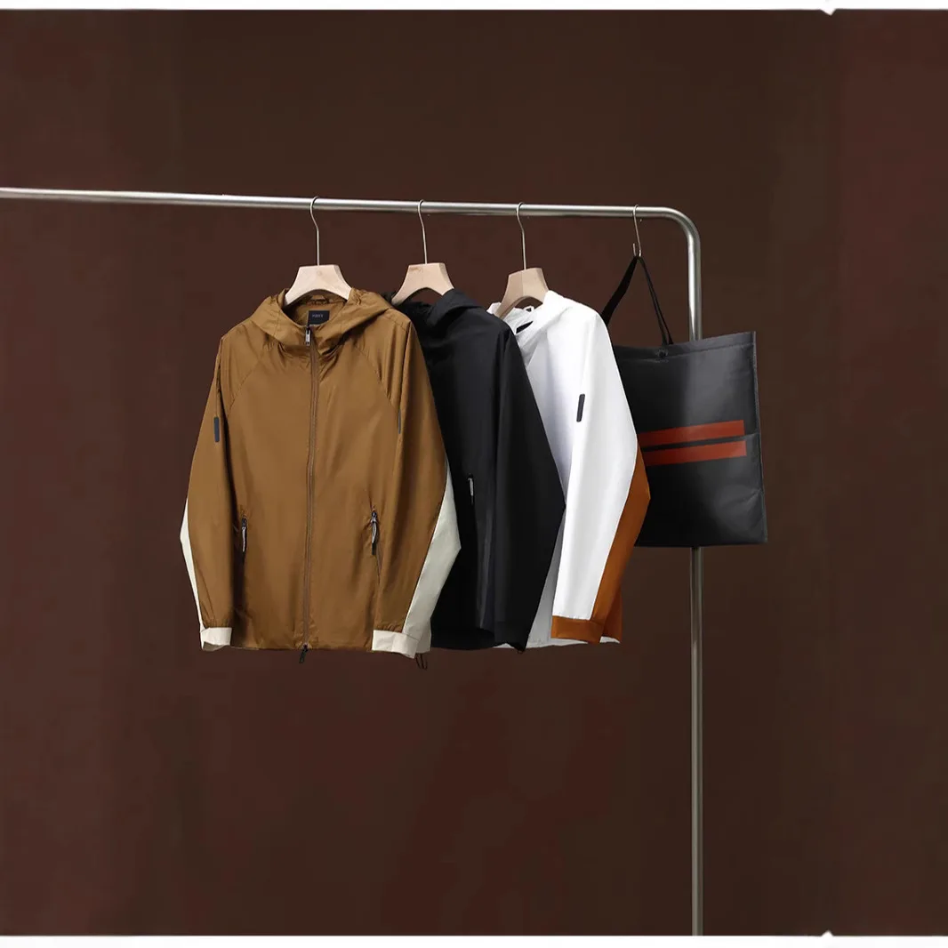 

Мужская легкая куртка с капюшоном для активного отдыха, ветрозащитная, водонепроницаемая, весенне-осенняя, повседневная, из полиэфирного волокна