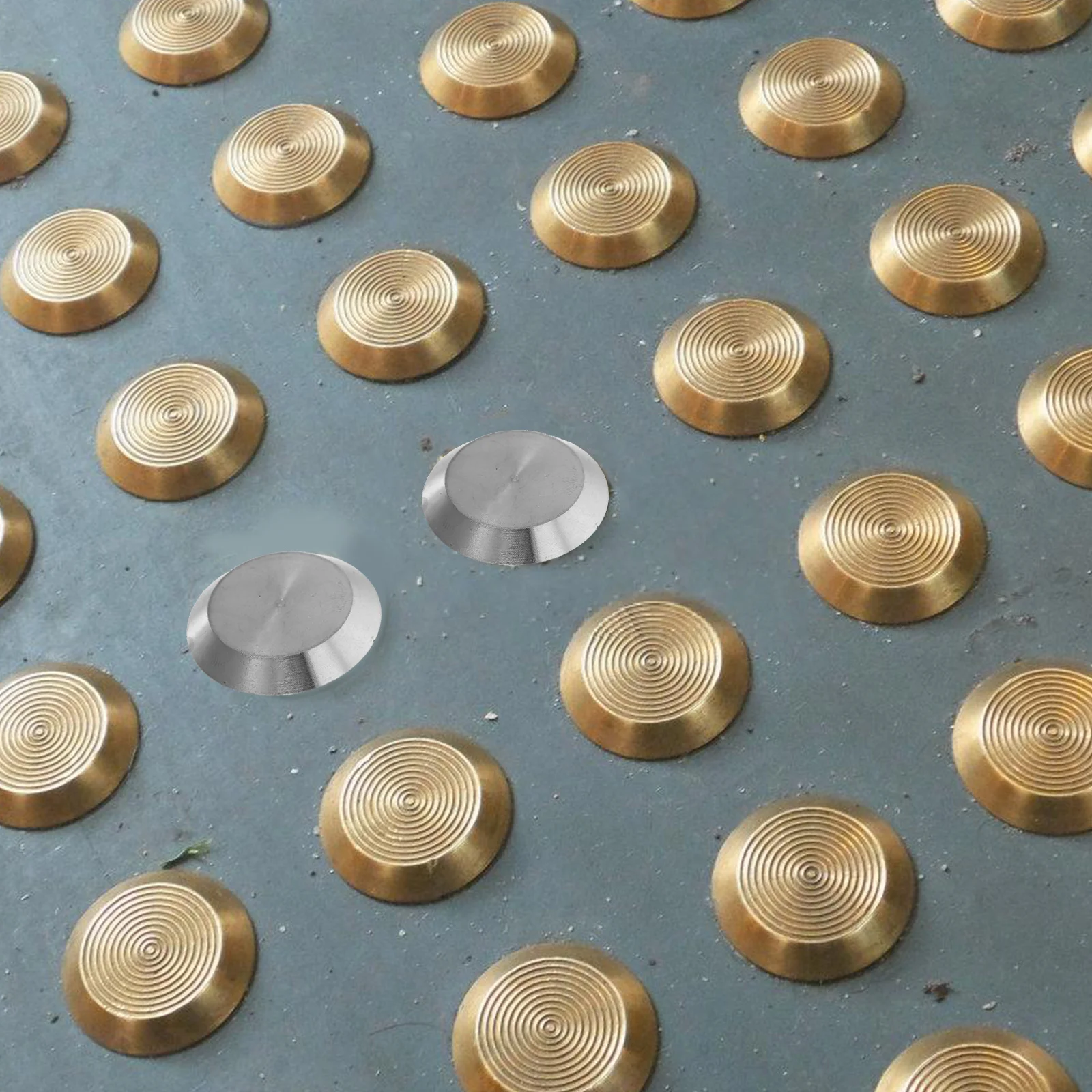 10Pcs Tactile Sensory Studs Stainless Steel Round Design for Visually Impaired Guidance on Walkways Pavement Blind Path Markers
