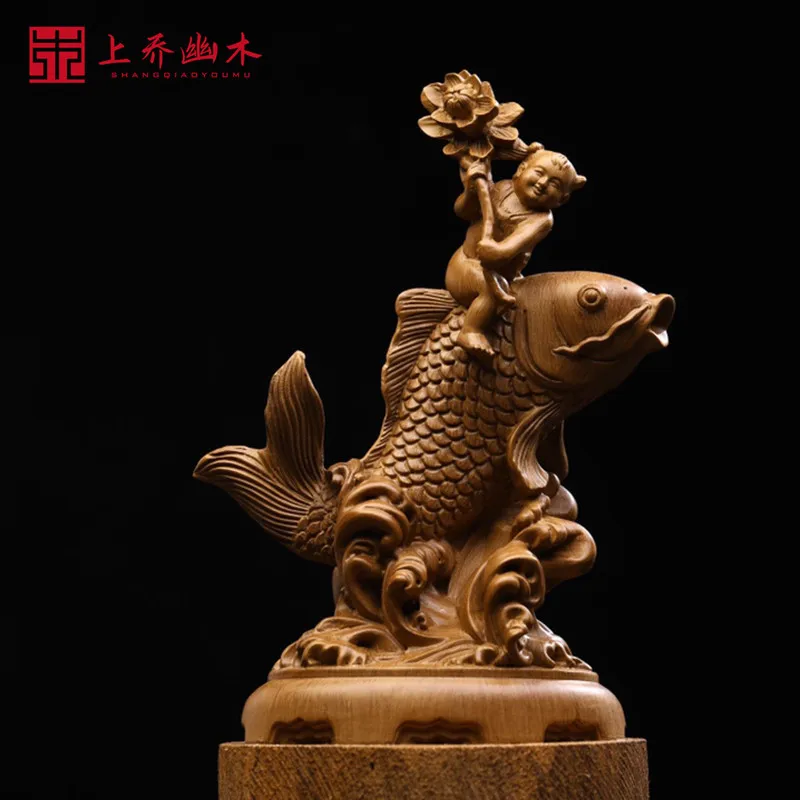 Hainan aloes wood carving ornaments have more than a year. Wood carving home accessories, mahogany carving crafts gift ornaments