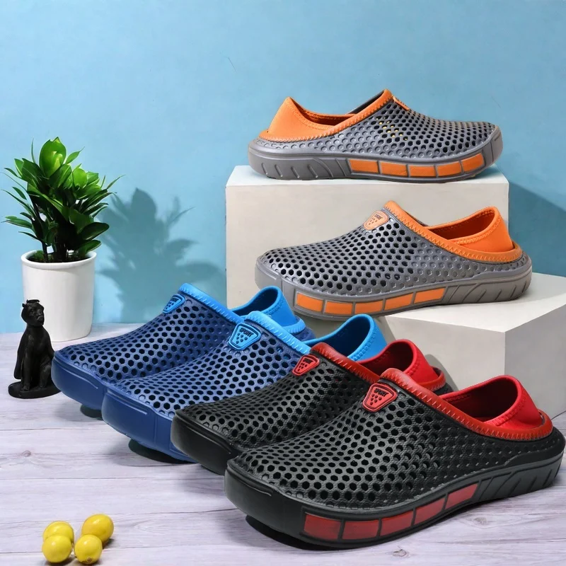 Men's lightweight casual slip-on sandals, non-slip indoor and outdoor beach clogs, simple solid color slip-on shoes image 3