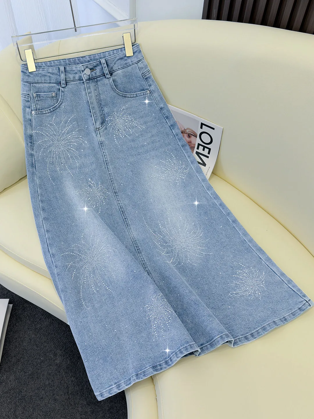 Fashionable Heavy-Duty Rhinestone Denim Half Skirt Women's A-Line Skirt High Waist Sparkling Firework Design Summer New Arrival