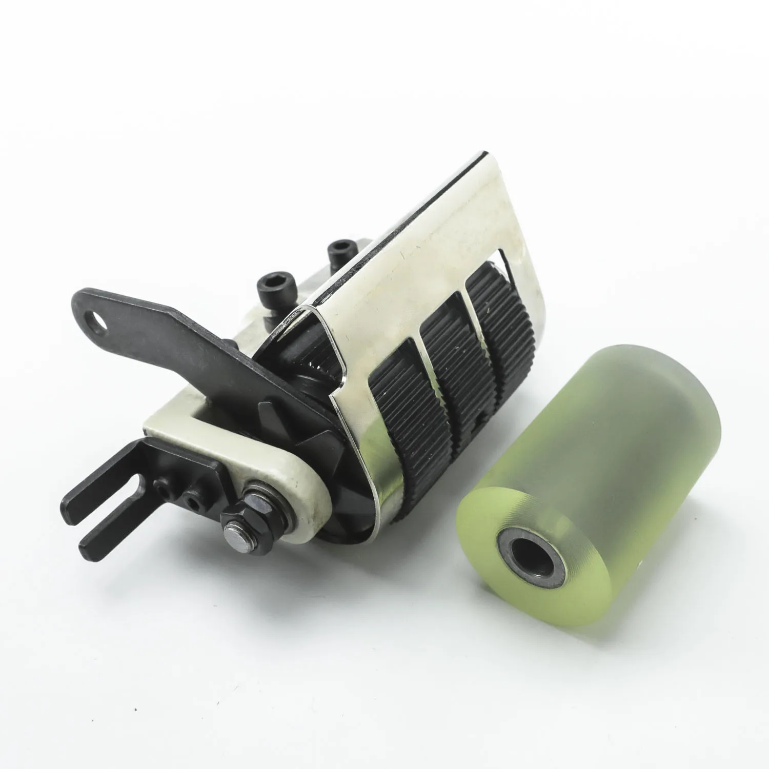 Puller Device ASM. Fits KANSAI SPECIAL DLR-1508 Waist Band Sewing Machine Steel + Rubber Roller (New Type)