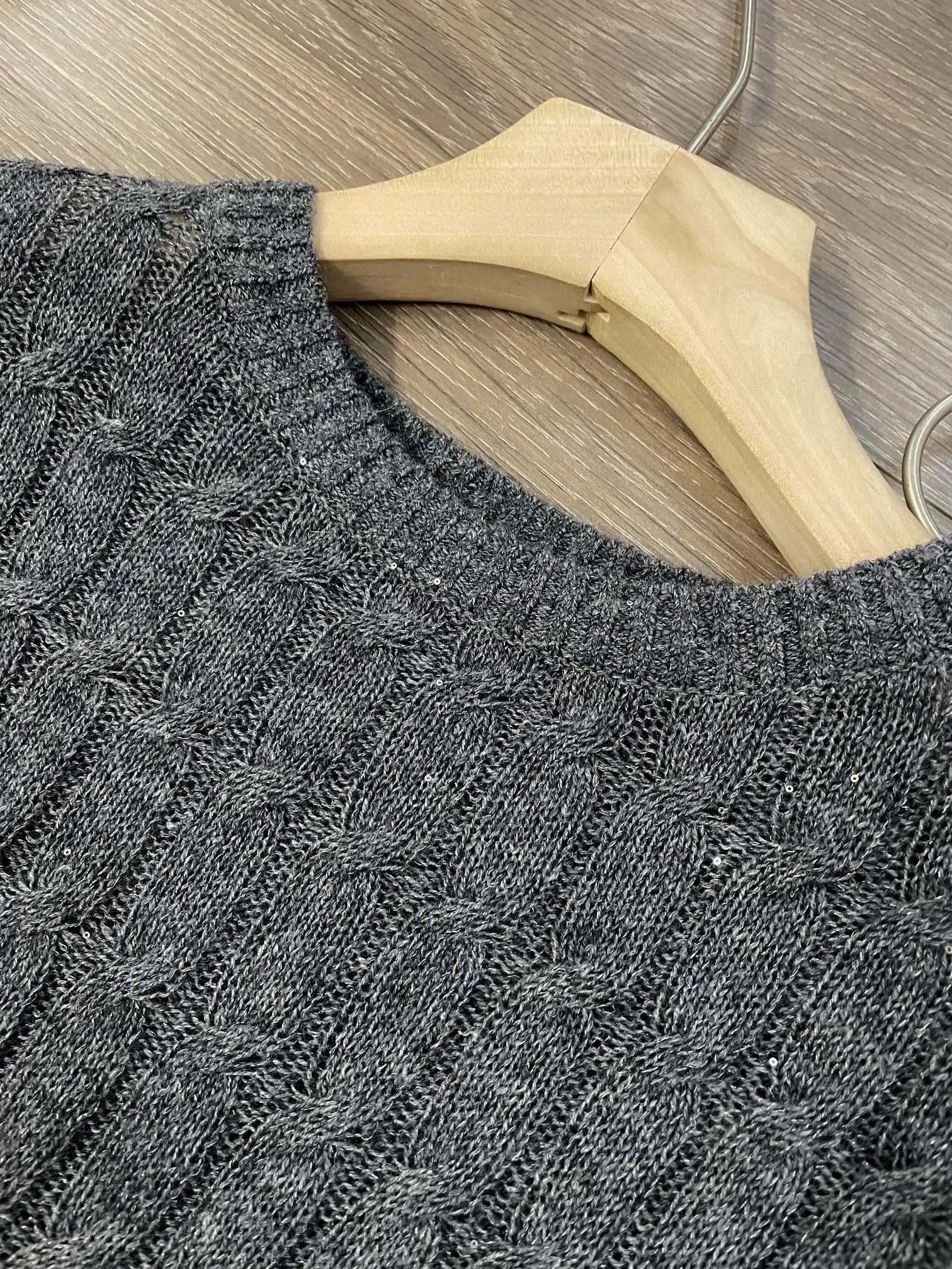 

Autumn And Winter New High Quality Fashion Casual Sequined Cable Knit Sweater For Women