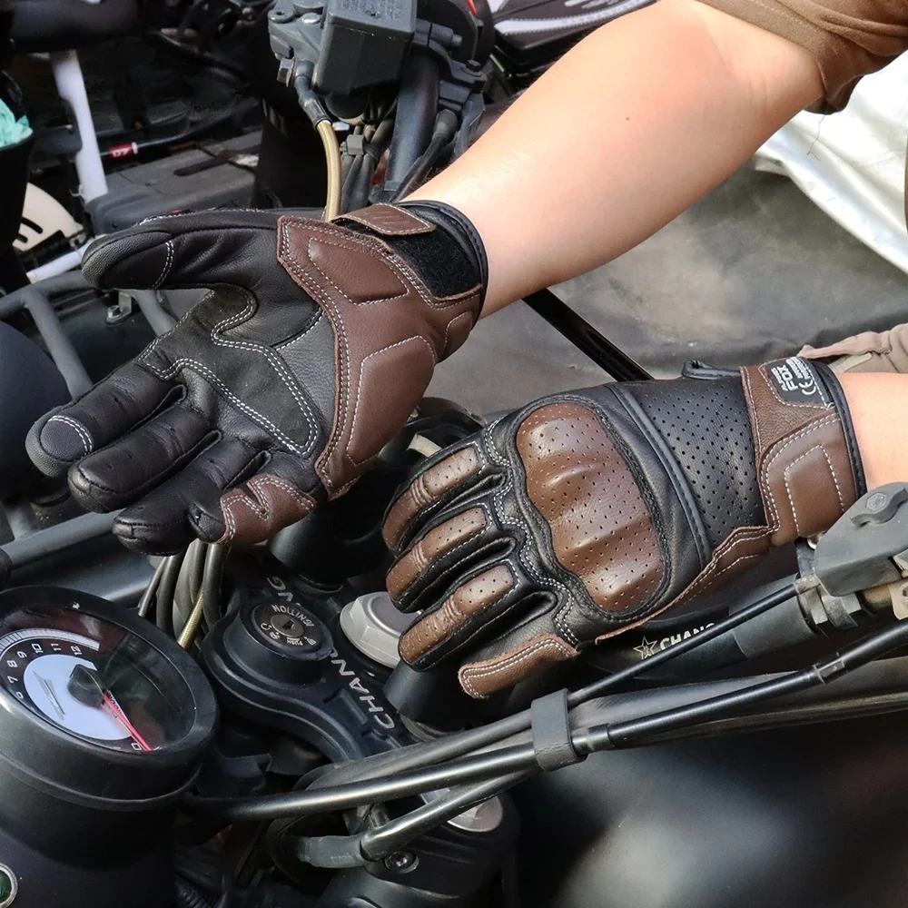 

Summer Breathable Leather Motorcycle Gloves Men Touchscreen Full Finger Anti Slip Retro Biker Riding Gear Four Season Use