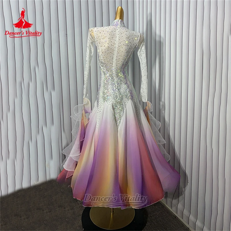 社交ダンス グラデーションカラー ハイネック 長袖 ビッグスイングドレス カスタマイズされた大人のワルツ フォックストロット衣装 ダンサーの活力