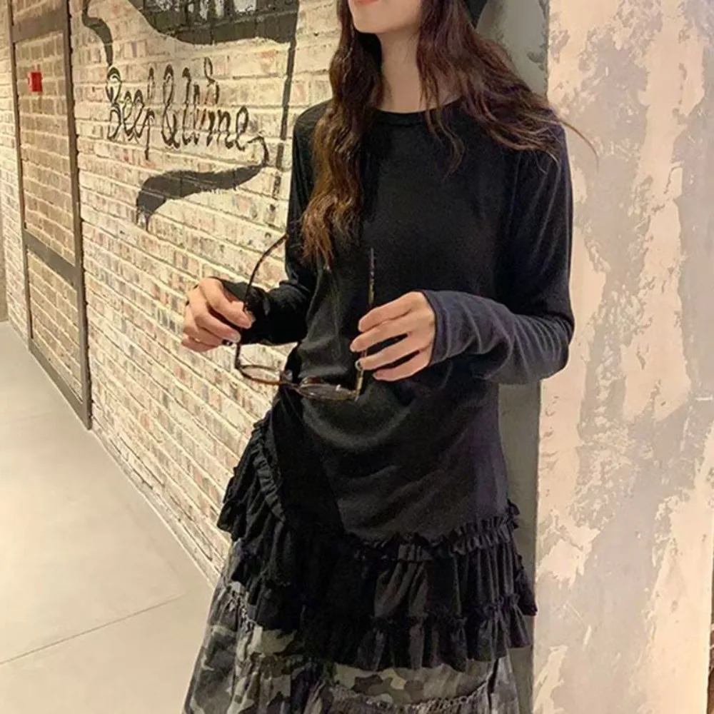 Ballet Schimmel Rand Plooirok T-shirt met lange mouwen Dames Lente 2025, Nieuwe Niche Dun Gestapeld Dieptepunt Shirt