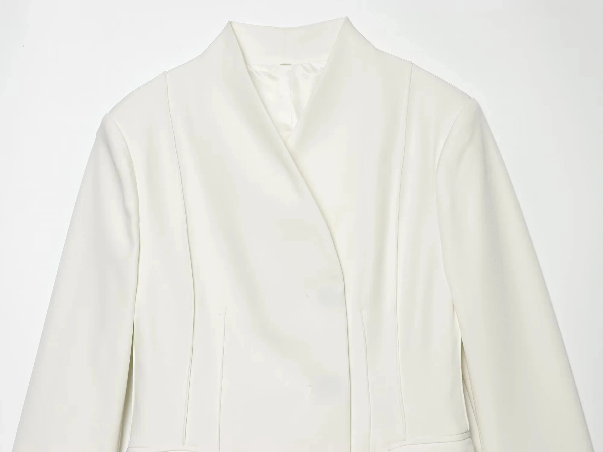 KONDALA Vintage Chic Büro-Damen-Blazer mit V-Ausschnitt, versteckter Knopfleiste und Taschen, schmal geschnitten, modischer Frühling/Sommer 2026 Freizeit-Blazer – Detail 12