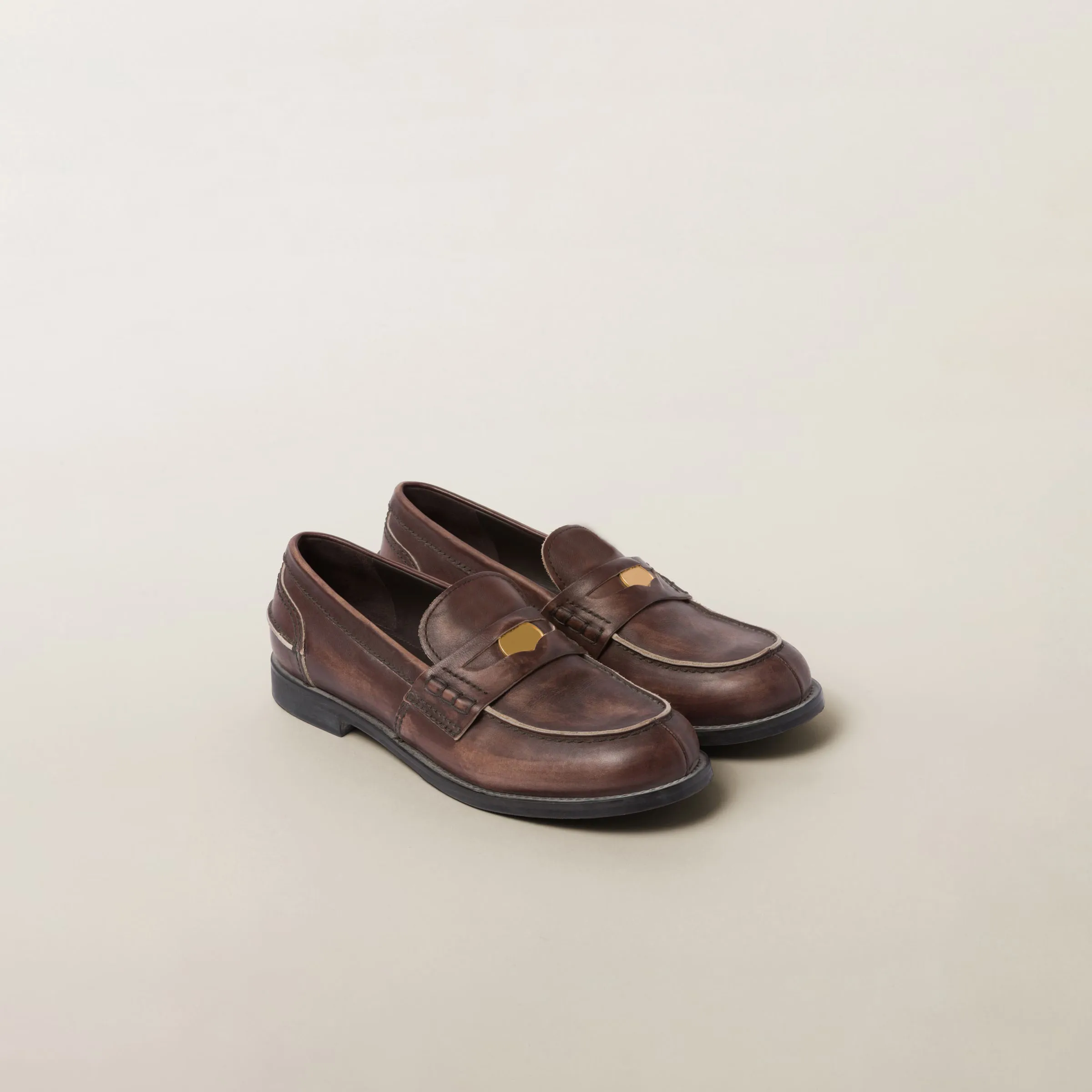 

Women's Shoes Vintage-effect Leather Penny Loafers Ebony