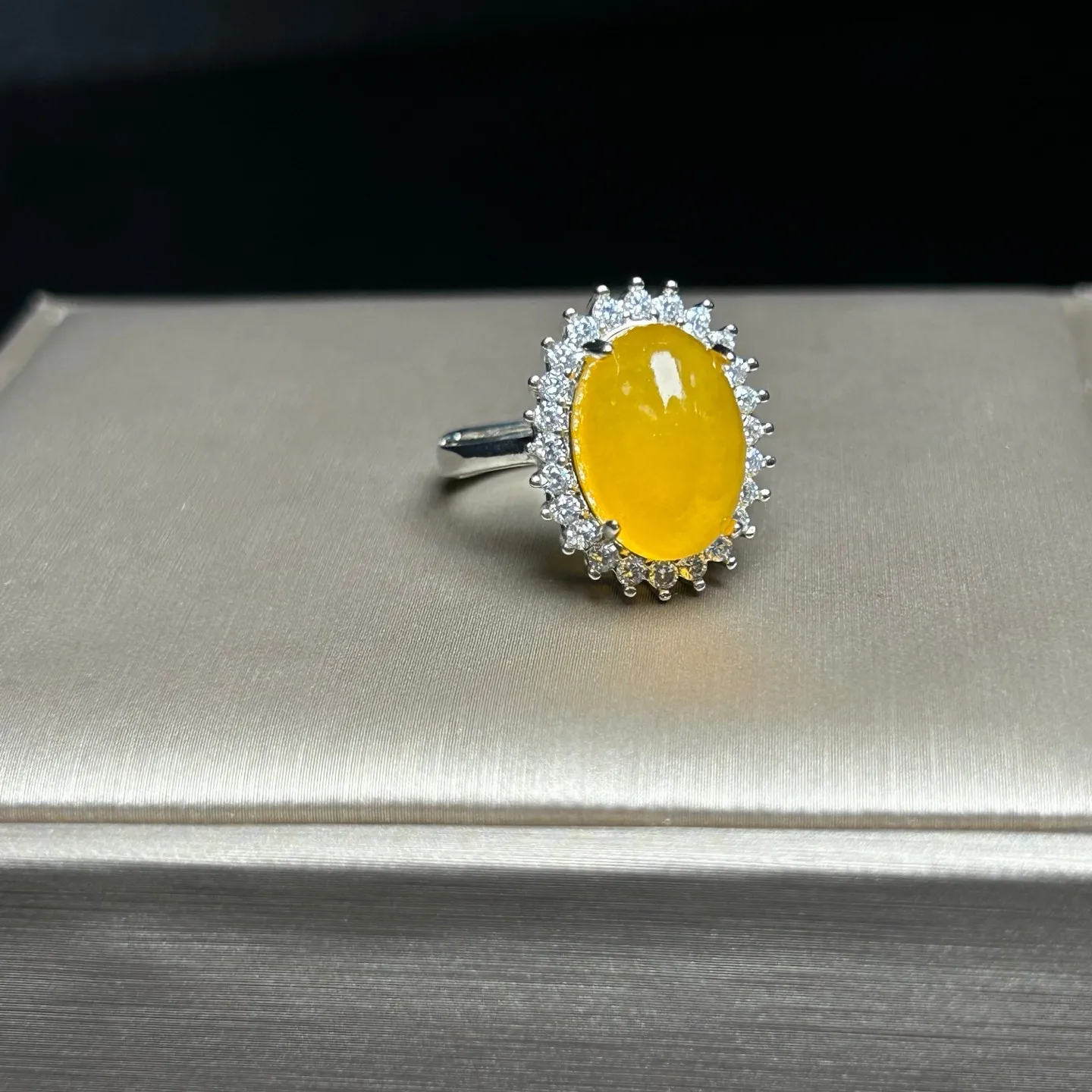 Real Natural Inlay Ice Yellow Burmese Jade Jadeite Archaistic Amulet Ring