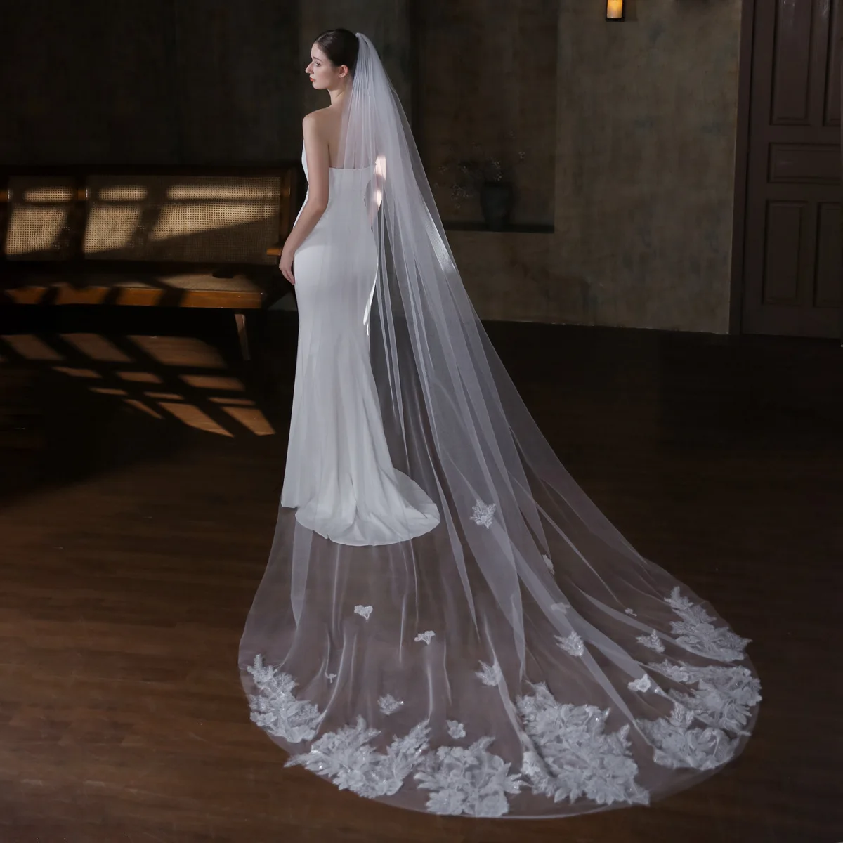 Veli da sposa lunghi da fata Tulle morbido con veli da sposa applicati floreali