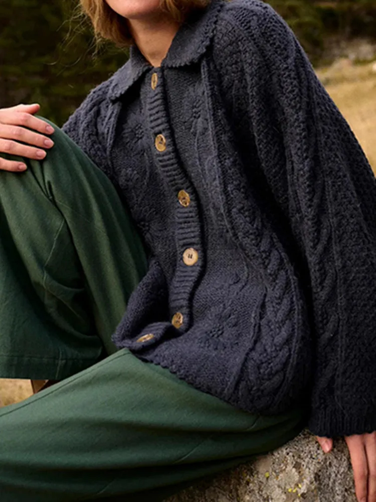 

Vintage Daisy Twisted Sweater Coat for Women, Peter Pan Collar Single-Breasted Knit Cardigan Female Fall Winter Wear