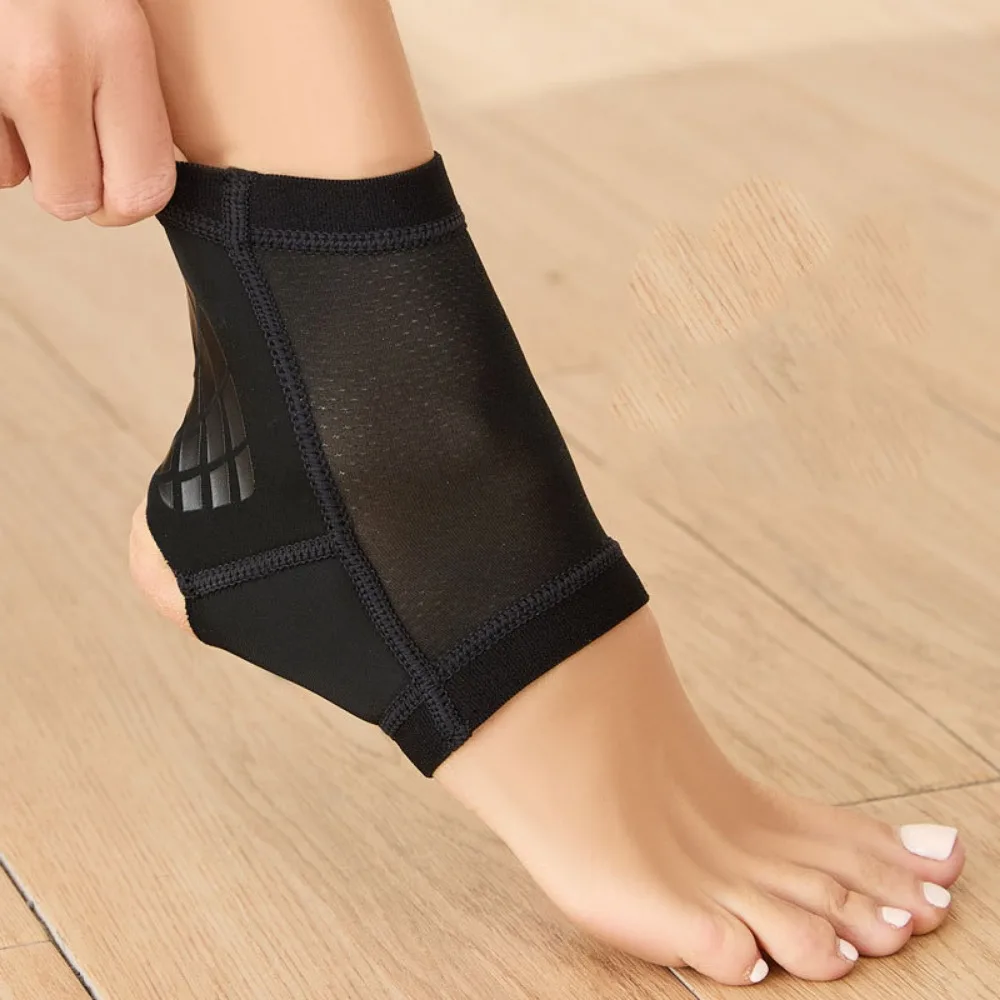 

Side Stabilize Ankle Retainer Compression Joint Protector Ankle Support Foot Sleeve Breathable Ankle Splint Stabilizer