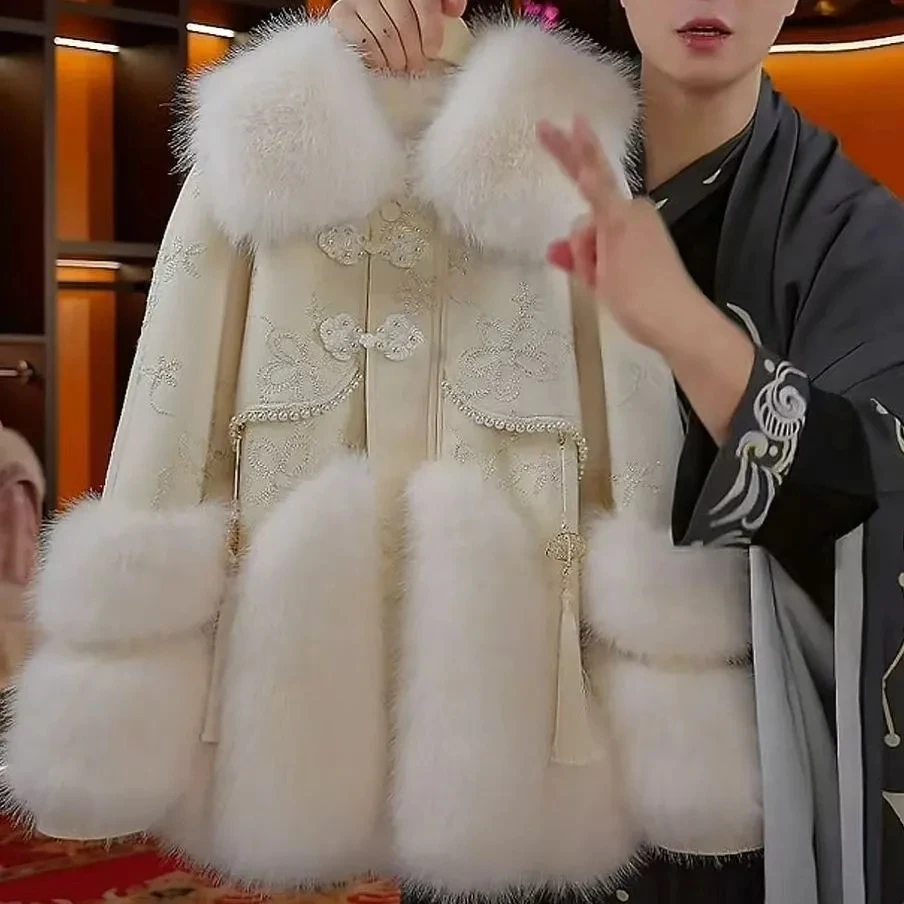 Fur Fox Fur Jacket Outwear Women's Overcoat 2026 Winter New Embroidered Embossed Sheepskin Fashion Thick Warm Fur One Jacket