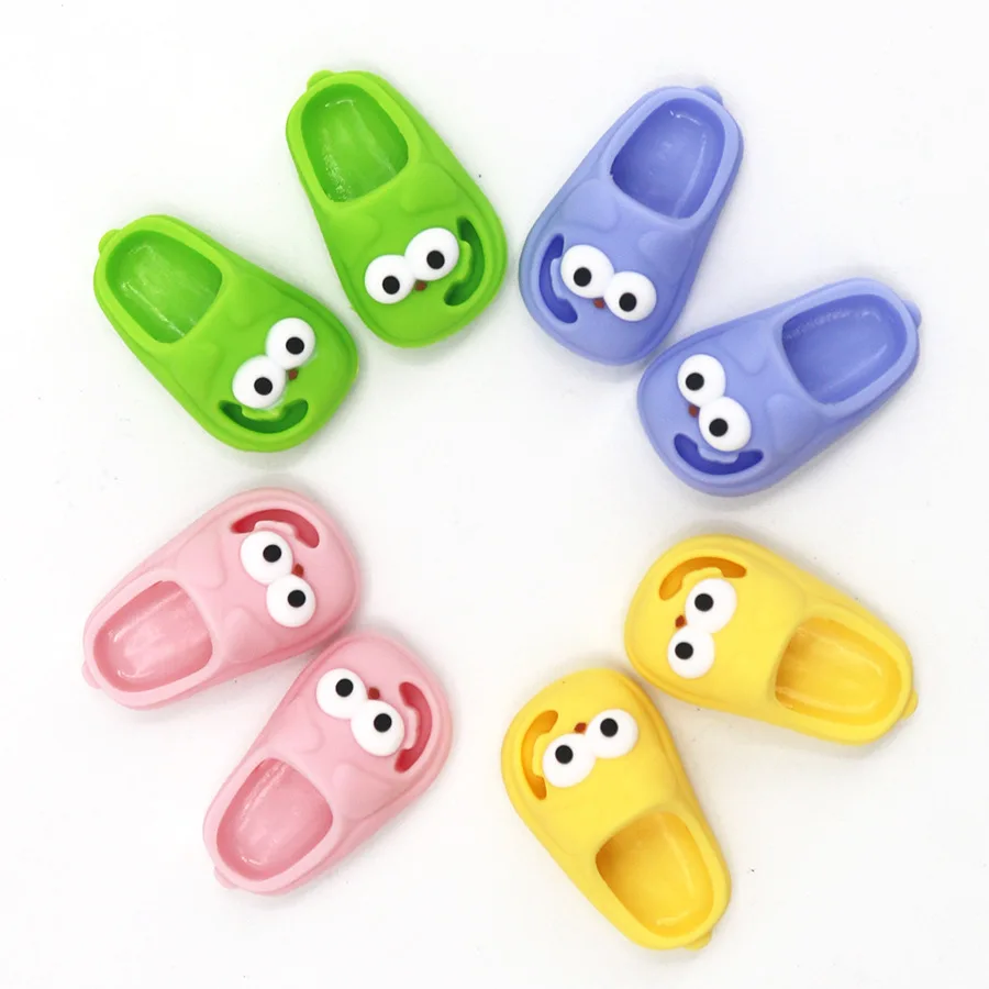 

2pcs/pair Cute Doll Shoes 3.7cm Cartoon Mini Shoes For Labubu Big Fish Small Body Small Cloth Slippers Keychain Accessories Toys