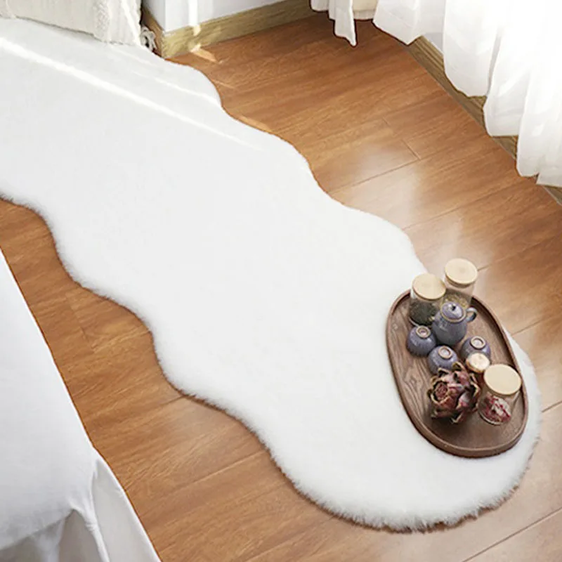 Luxury Irregular Fur Rug for Bed Room, Hairy Children's Carpets, Bedroom Furry Floor Mats, Bedside Rugs, Off White Ornaments